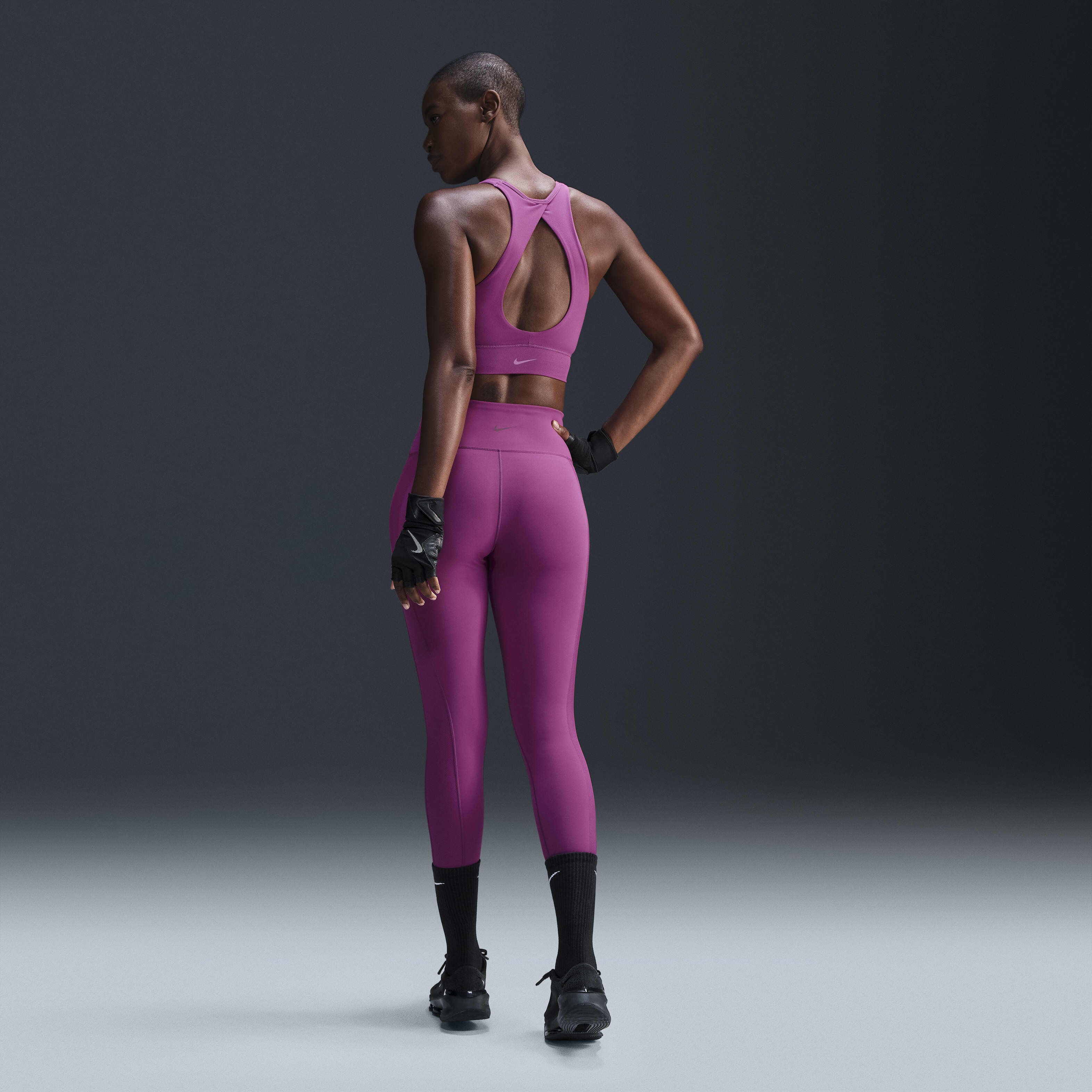 Nike One Twist image number 4
