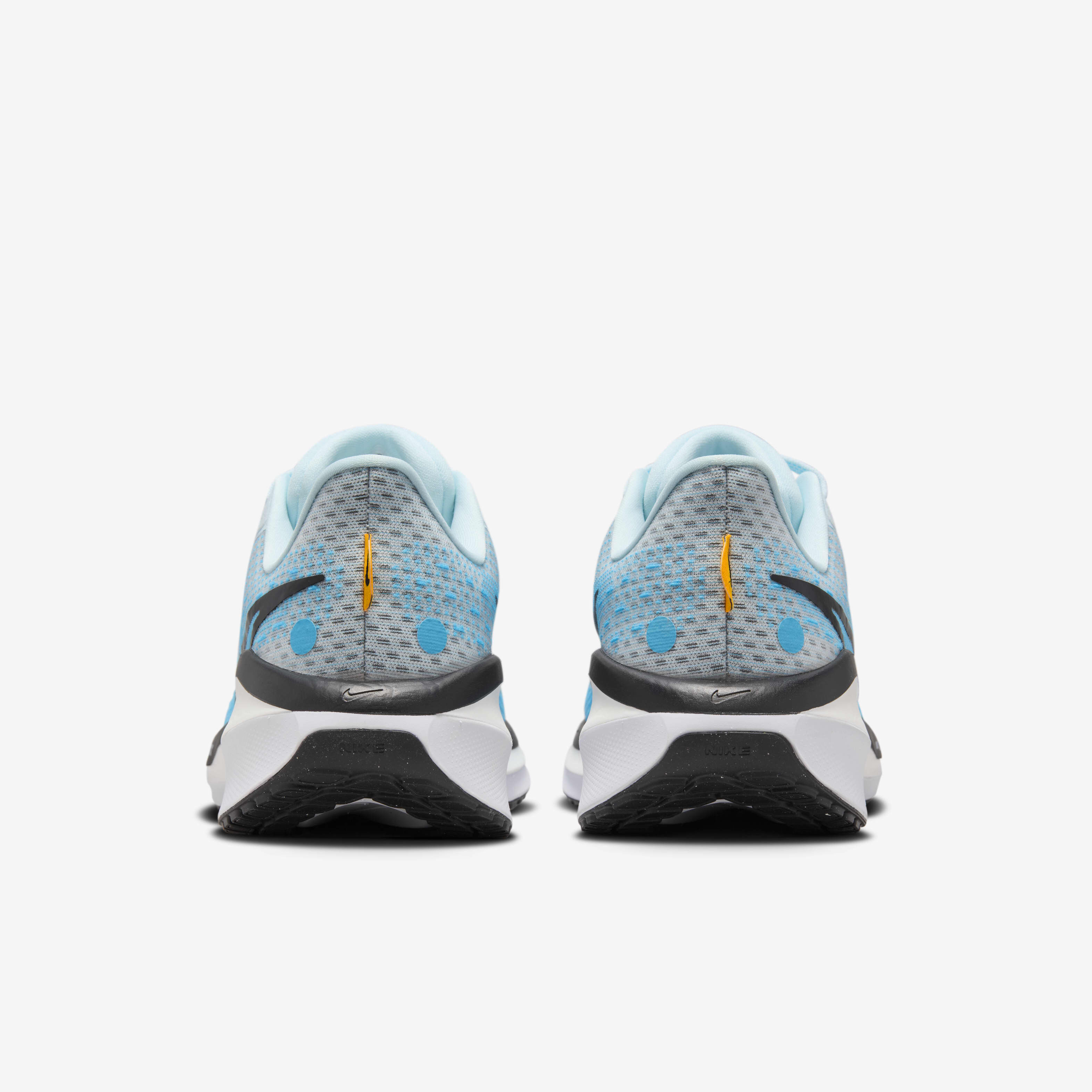 نايكي فوميرو 17 image number 5