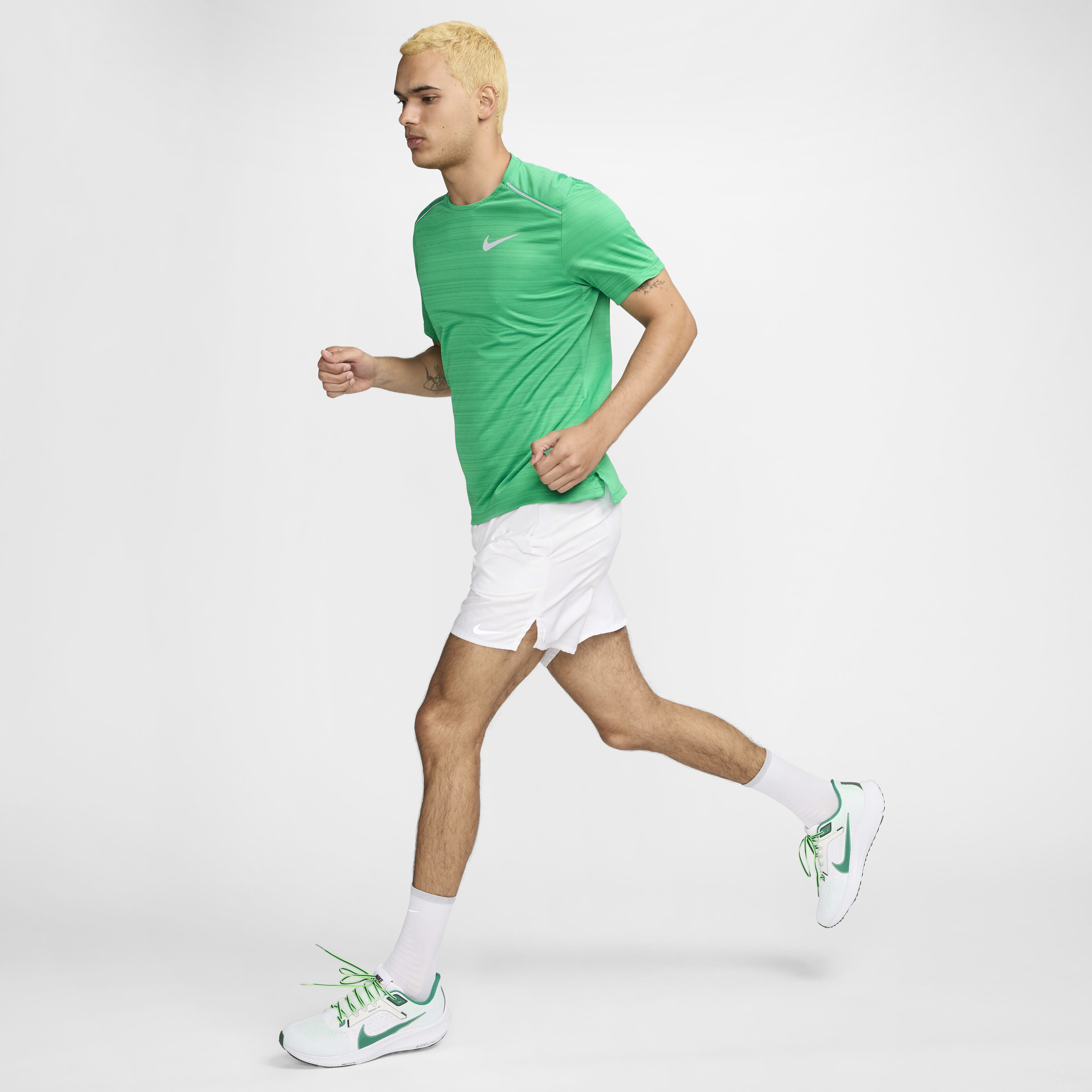 Nike Miler image number 4