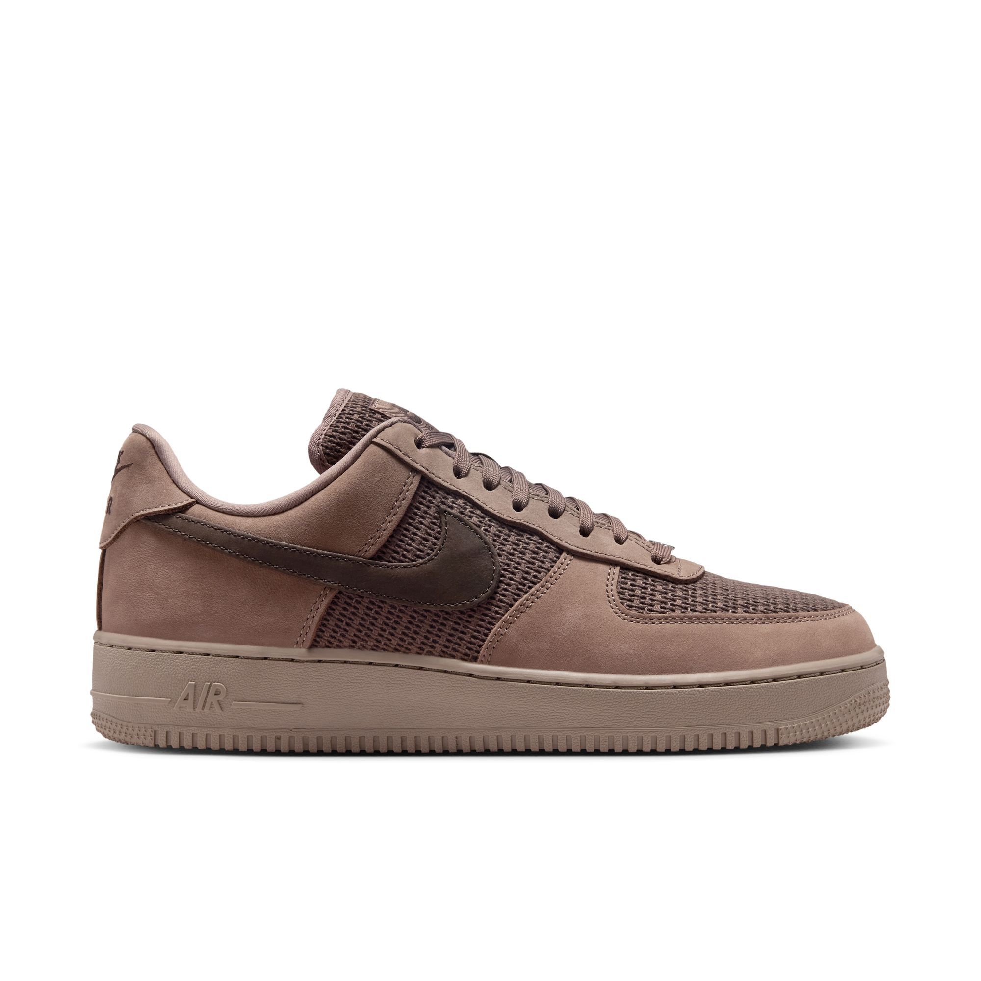 Nike Air Force 1 '07 LV8 image number 5
