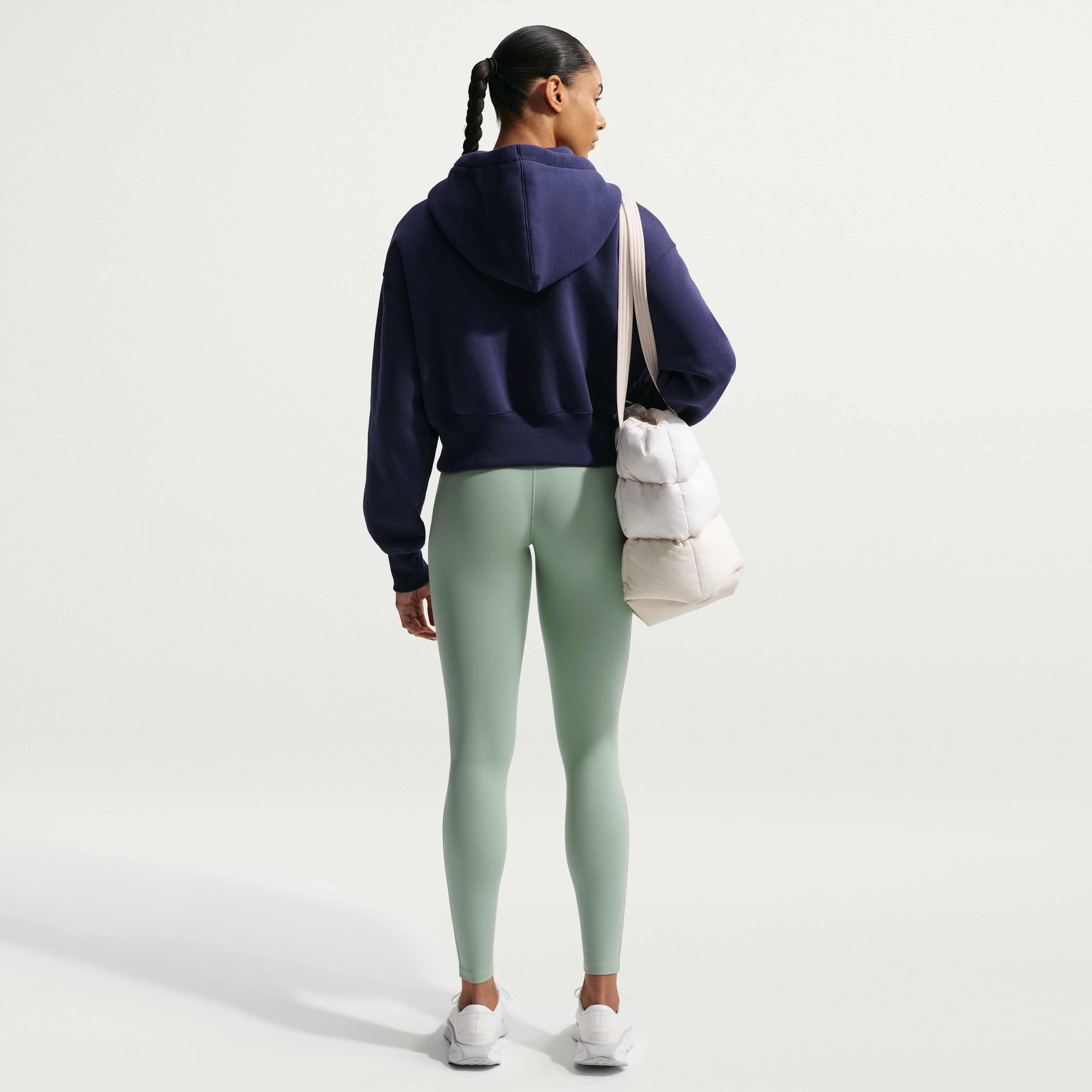 نايكي ون سيملس فرونت image number 4