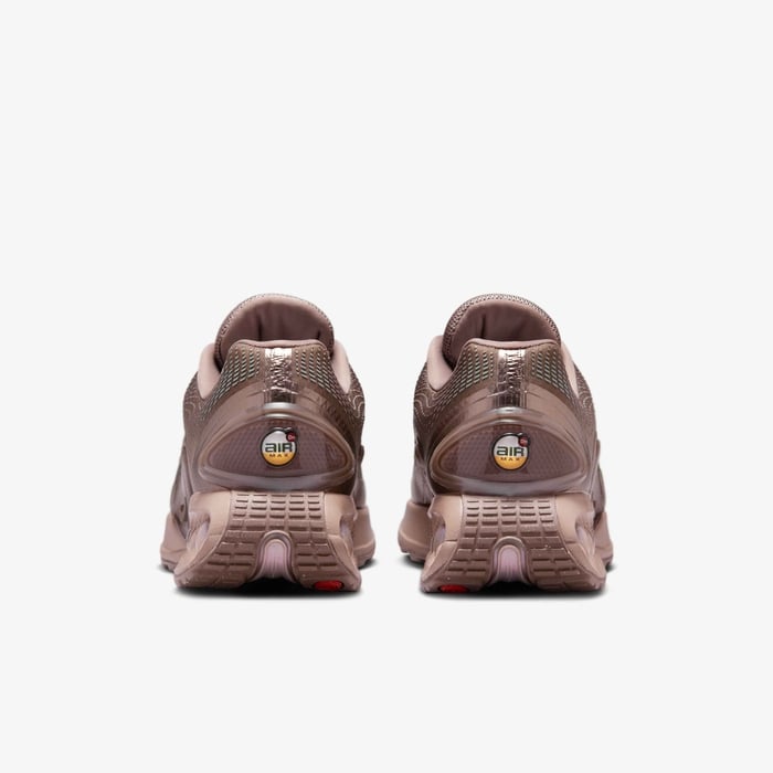 نايكي اير ماكس دي ان image number 5 نايكي اير ماكس دي ان image number 5