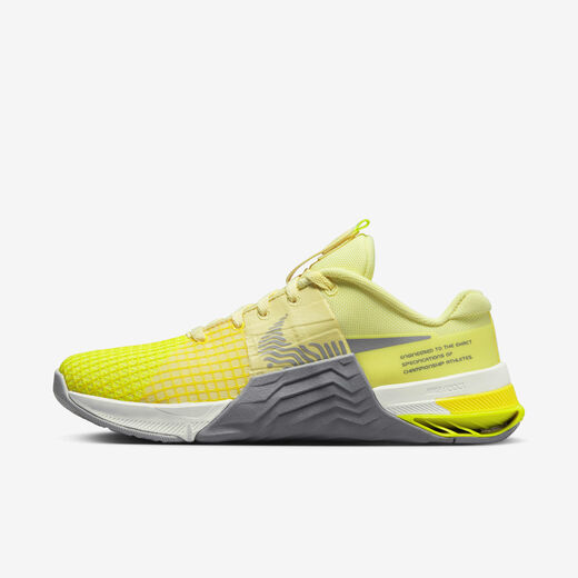 أحذية-نايكي, نايكي ميتكون 8, حذاء التمرين للنساء