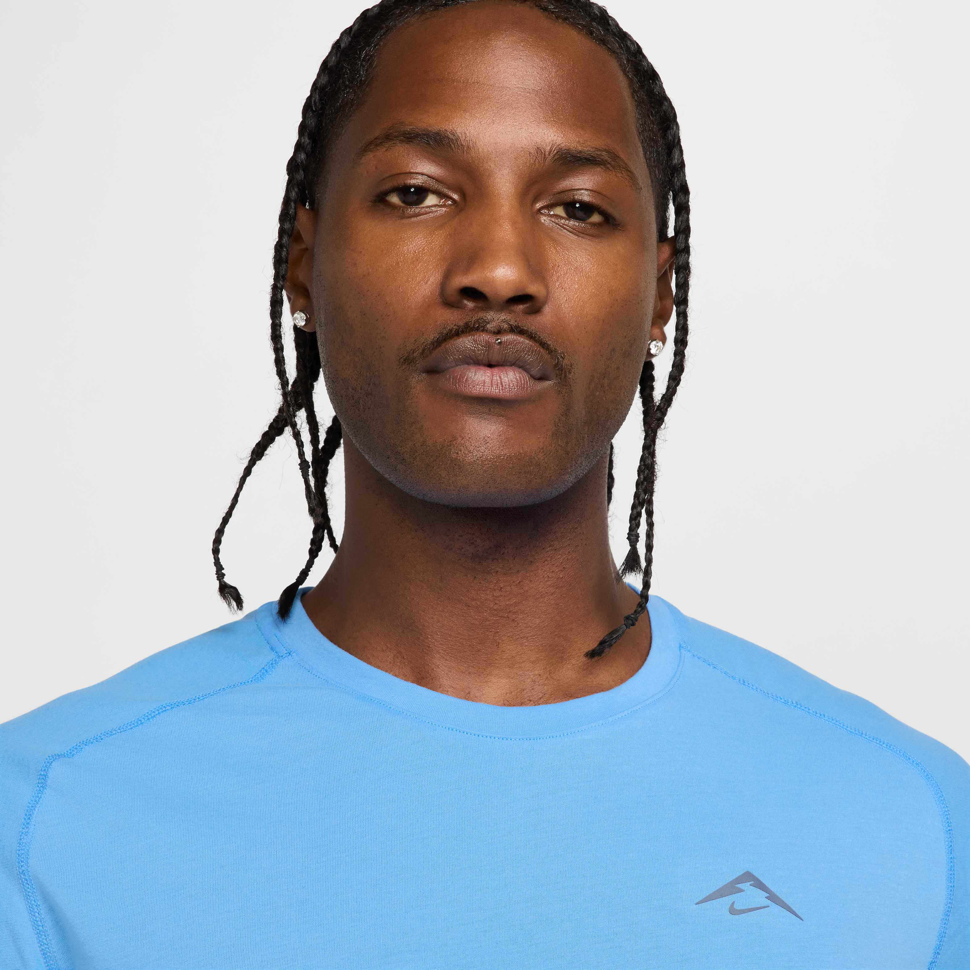 نايكي سولار تشيس image number 2