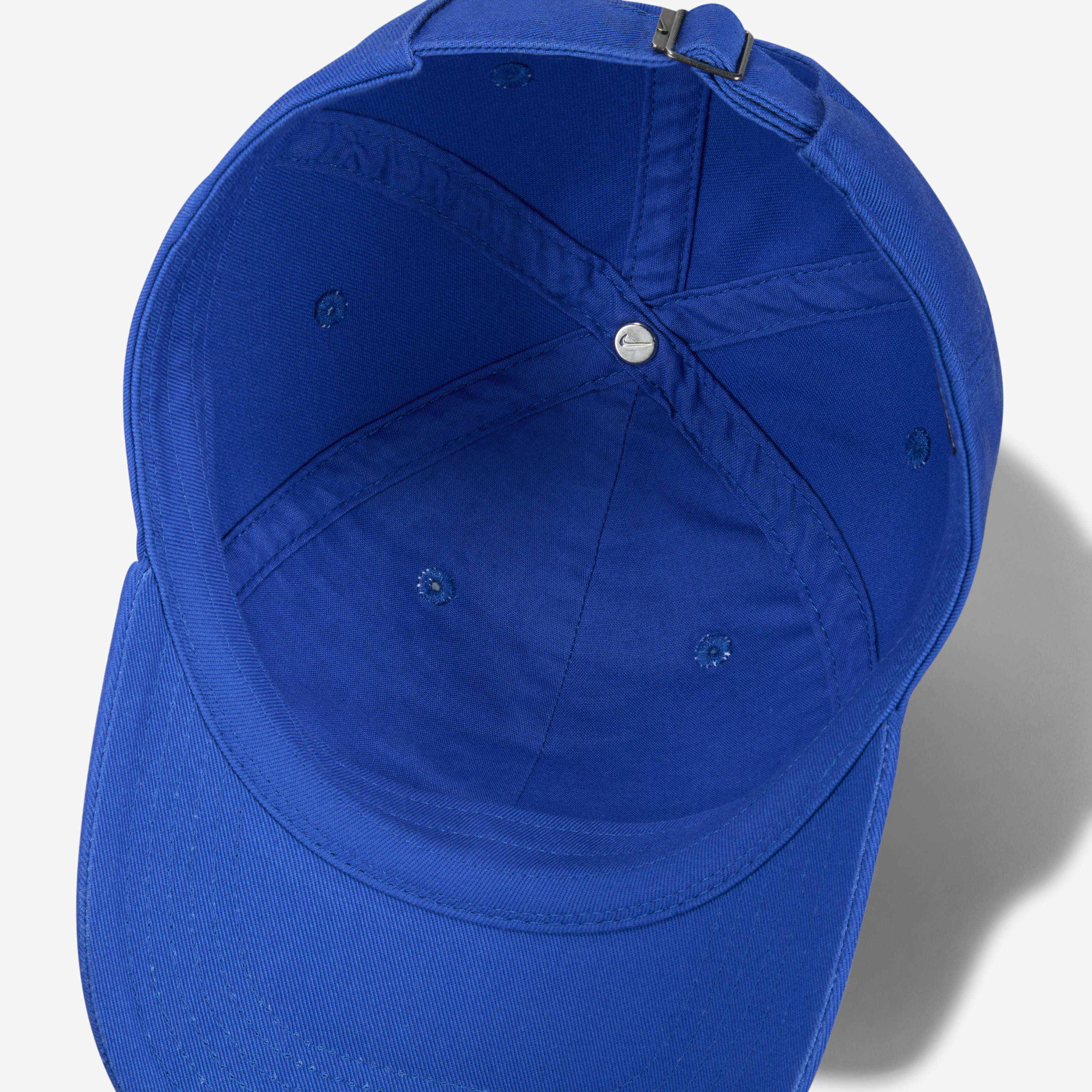 نايكي كلوب image number 4