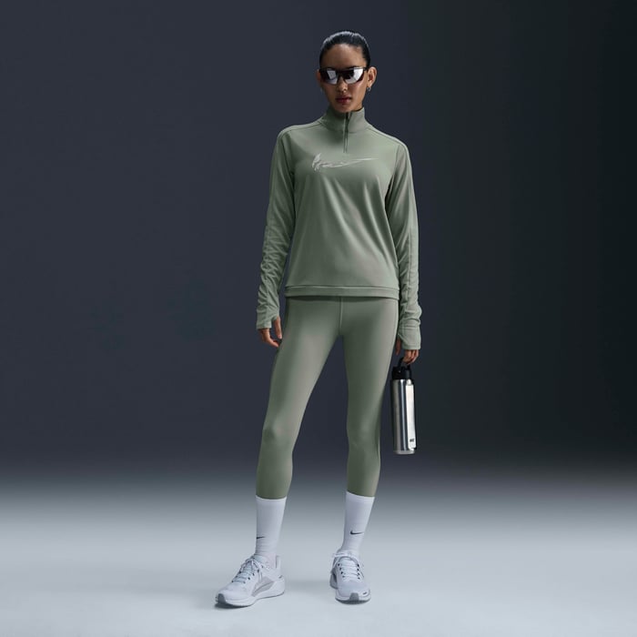 Nike Swoosh image number 3 Nike Swoosh image number 3