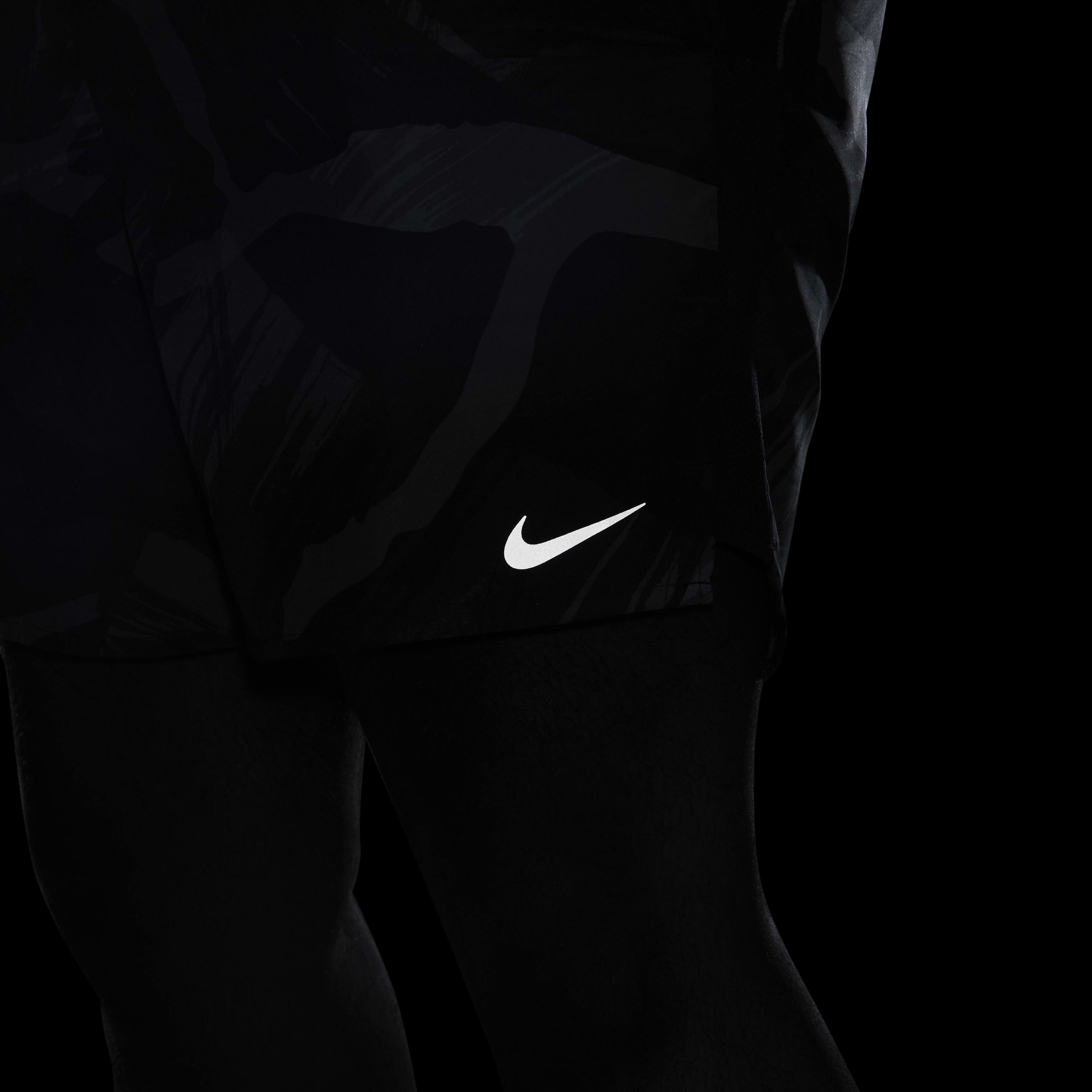 نايكي تشالنجر image number 15