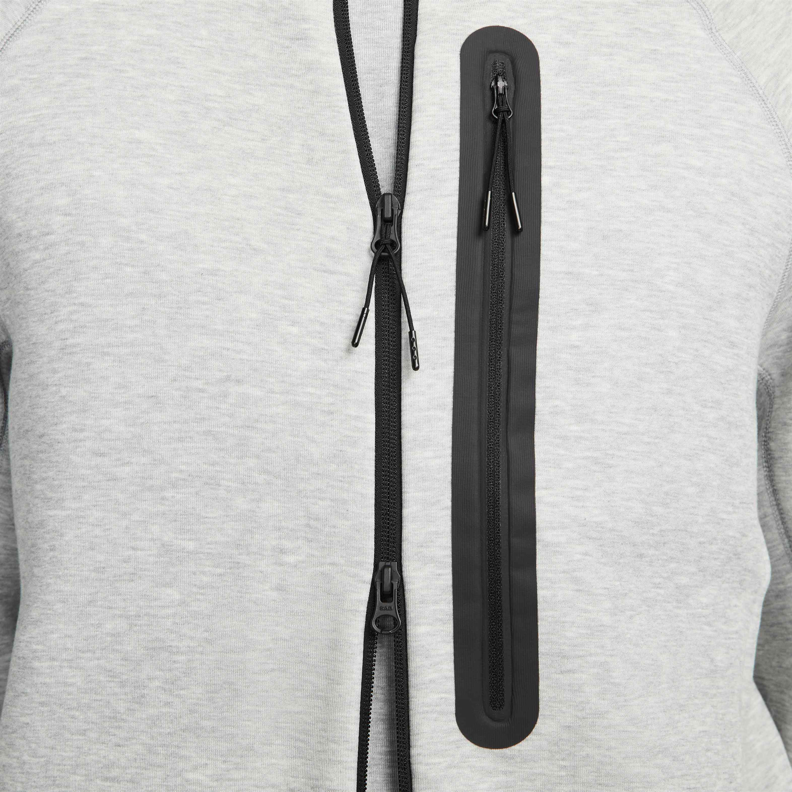 Nike Sportswear Tech Fleece image number 4