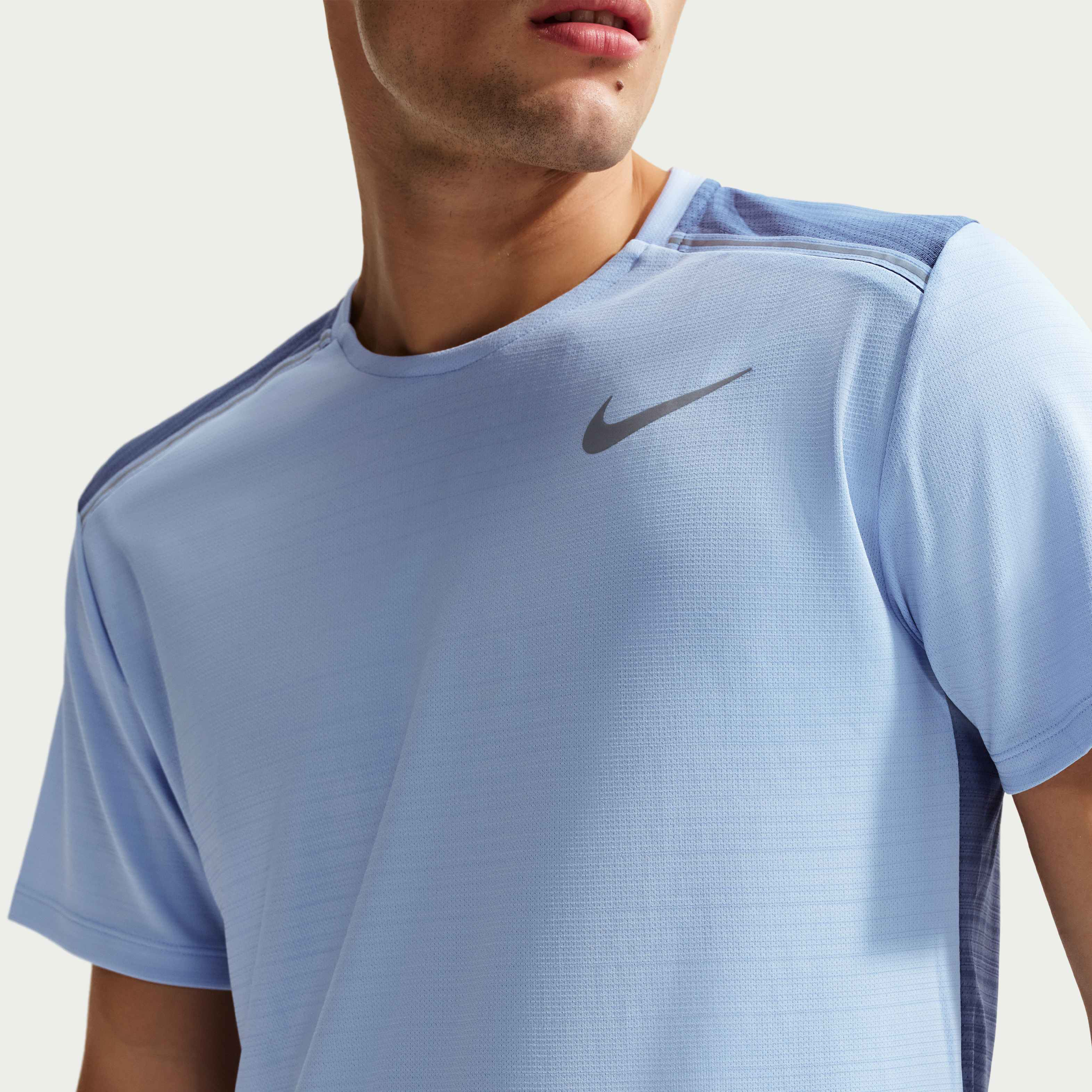 Nike Miler image number 2