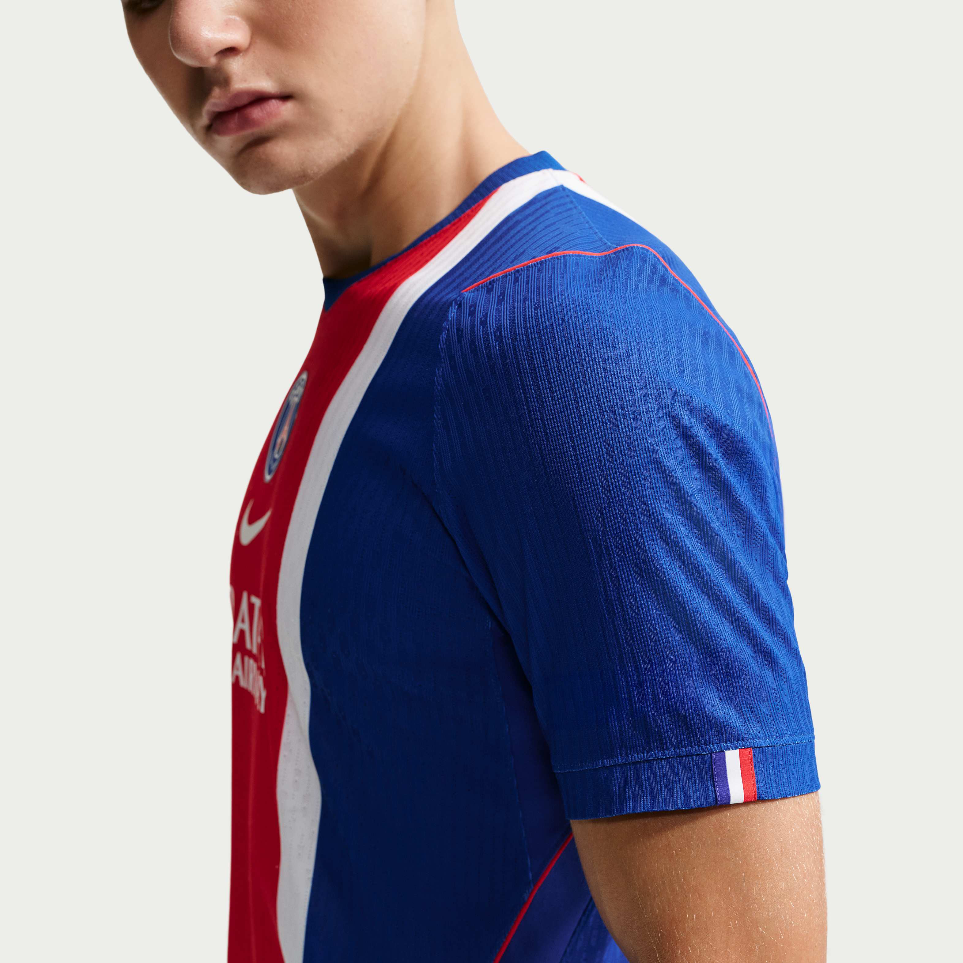 Paris Saint-Germain 2026/27 Match Home image number 5