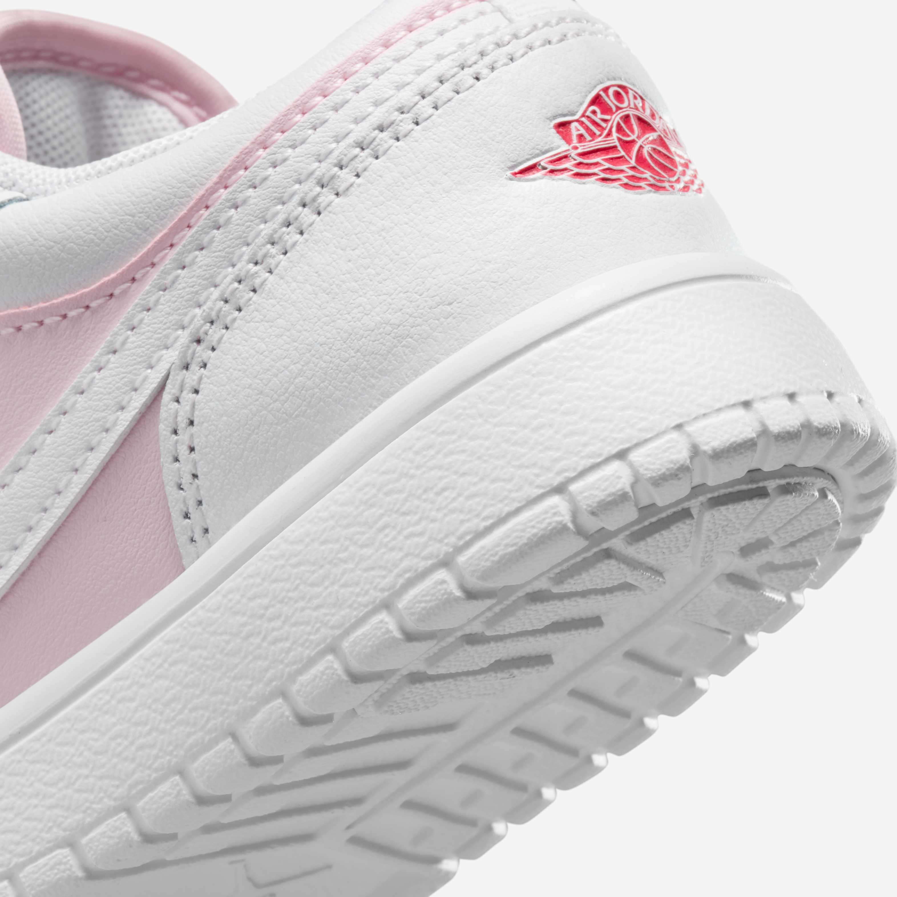 جوردن 1 لو الت image number 7