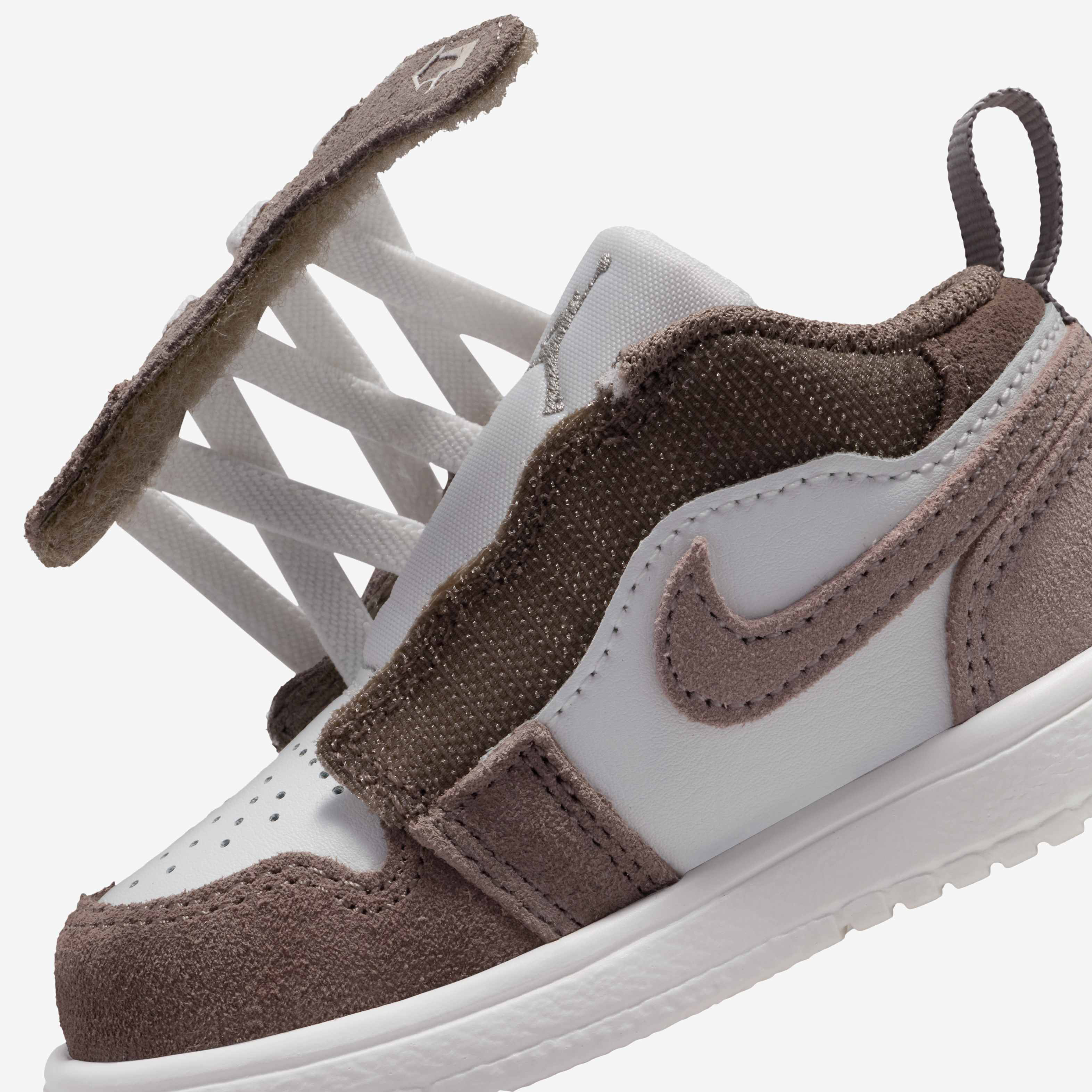 Jordan 1 Low Alt image number 7