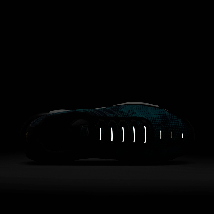 نايكي اير ماكس بلس image number 8 نايكي اير ماكس بلس image number 8