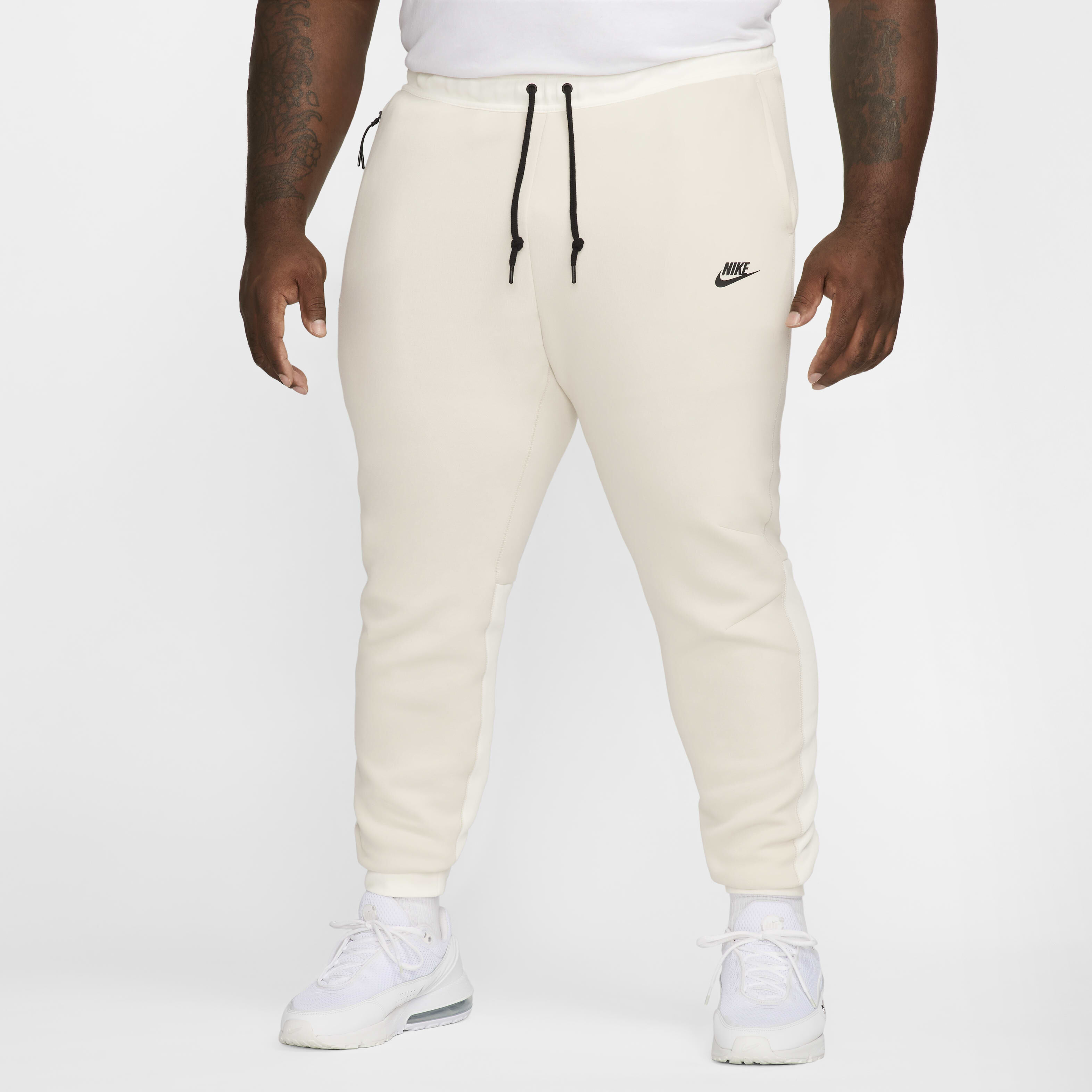 Nike beige joggers 2025