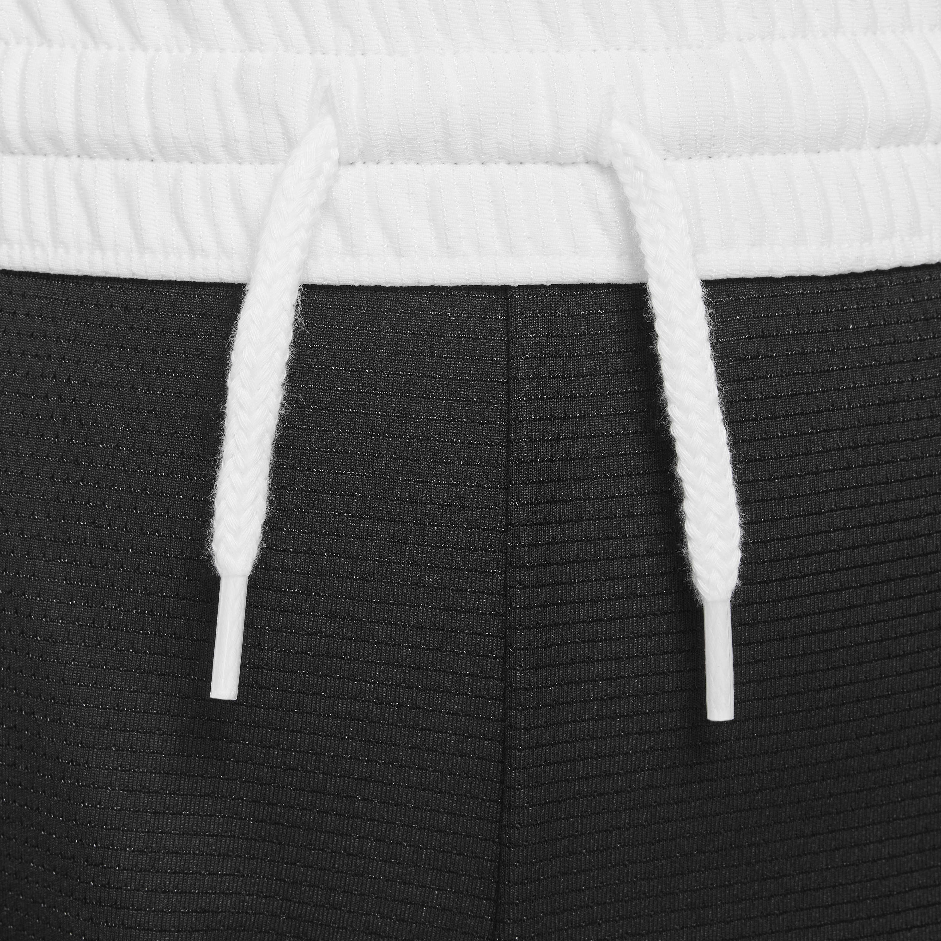 نايكي كلتشر اوف باسكت بول DNA image number 4