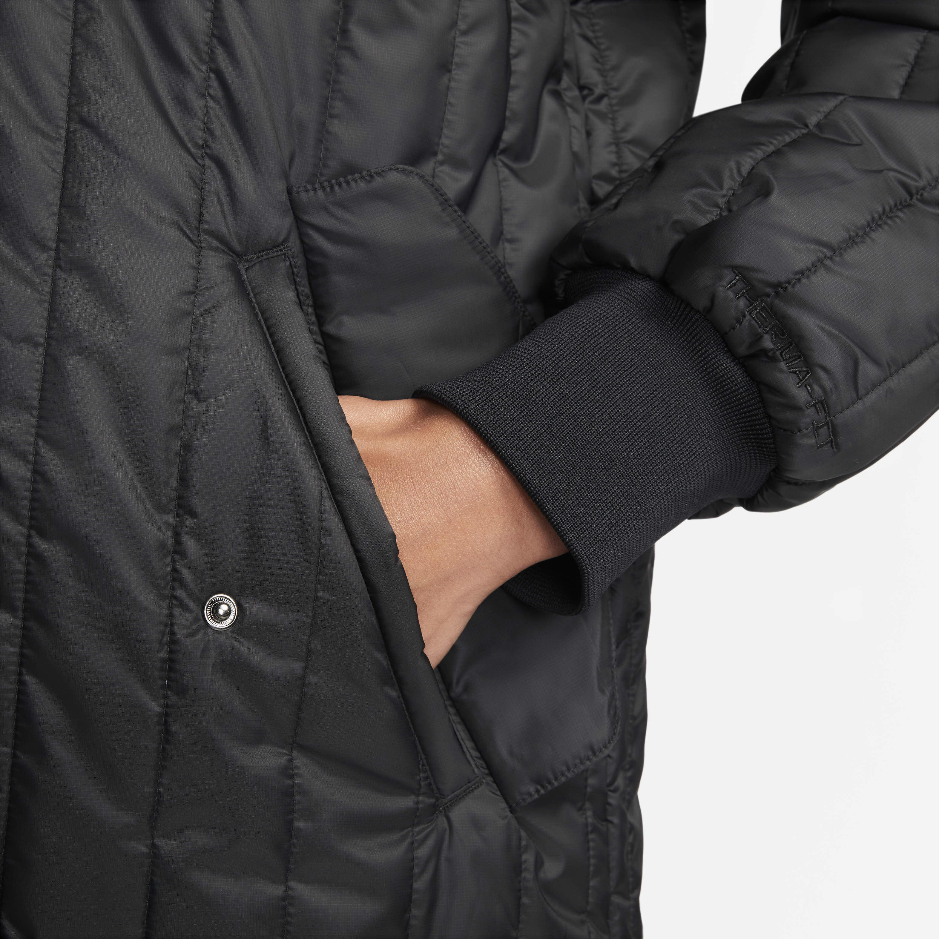 Nike Sportswear Therma-FIT Tech Pack image number 4