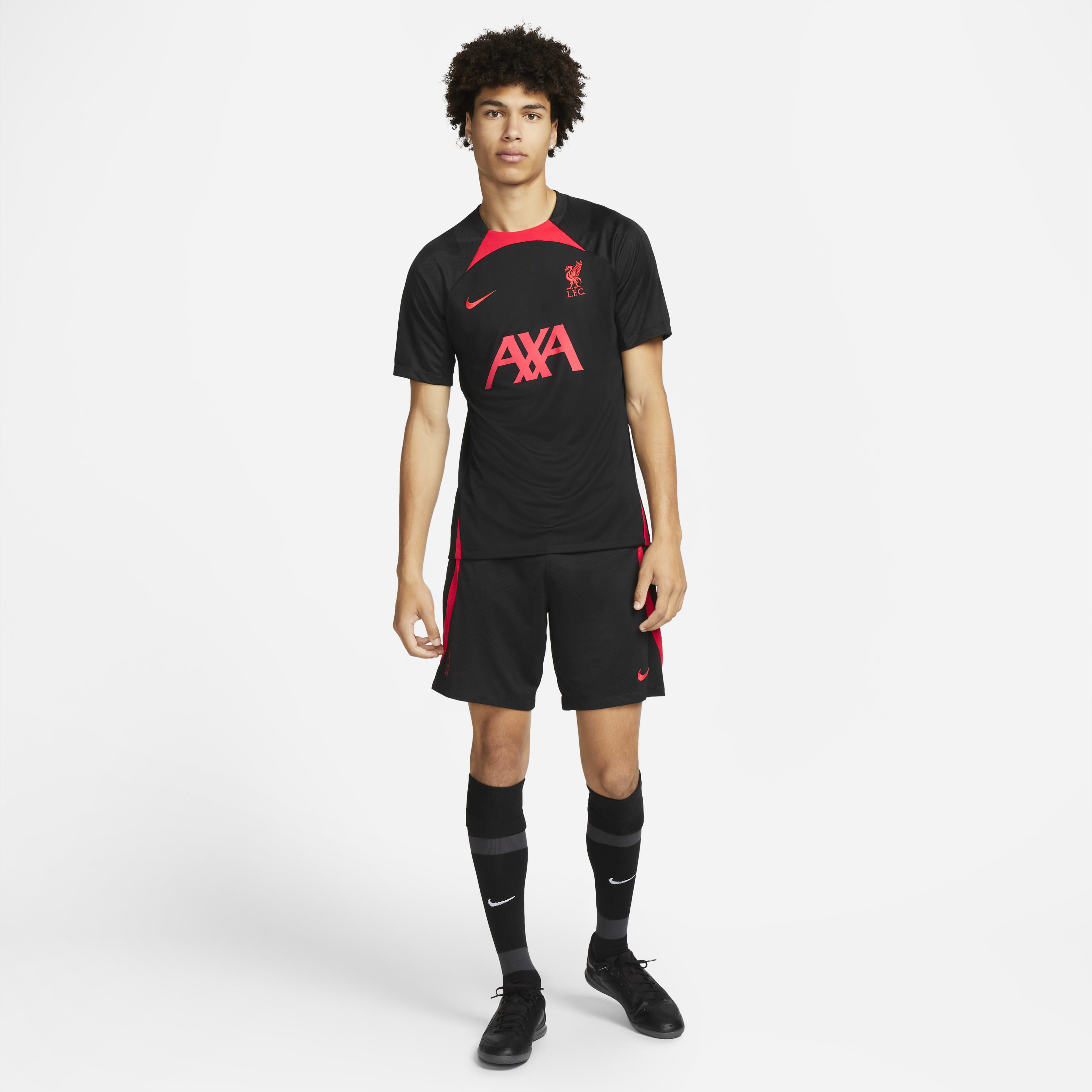 Liverpool F.C. Strike image number 6