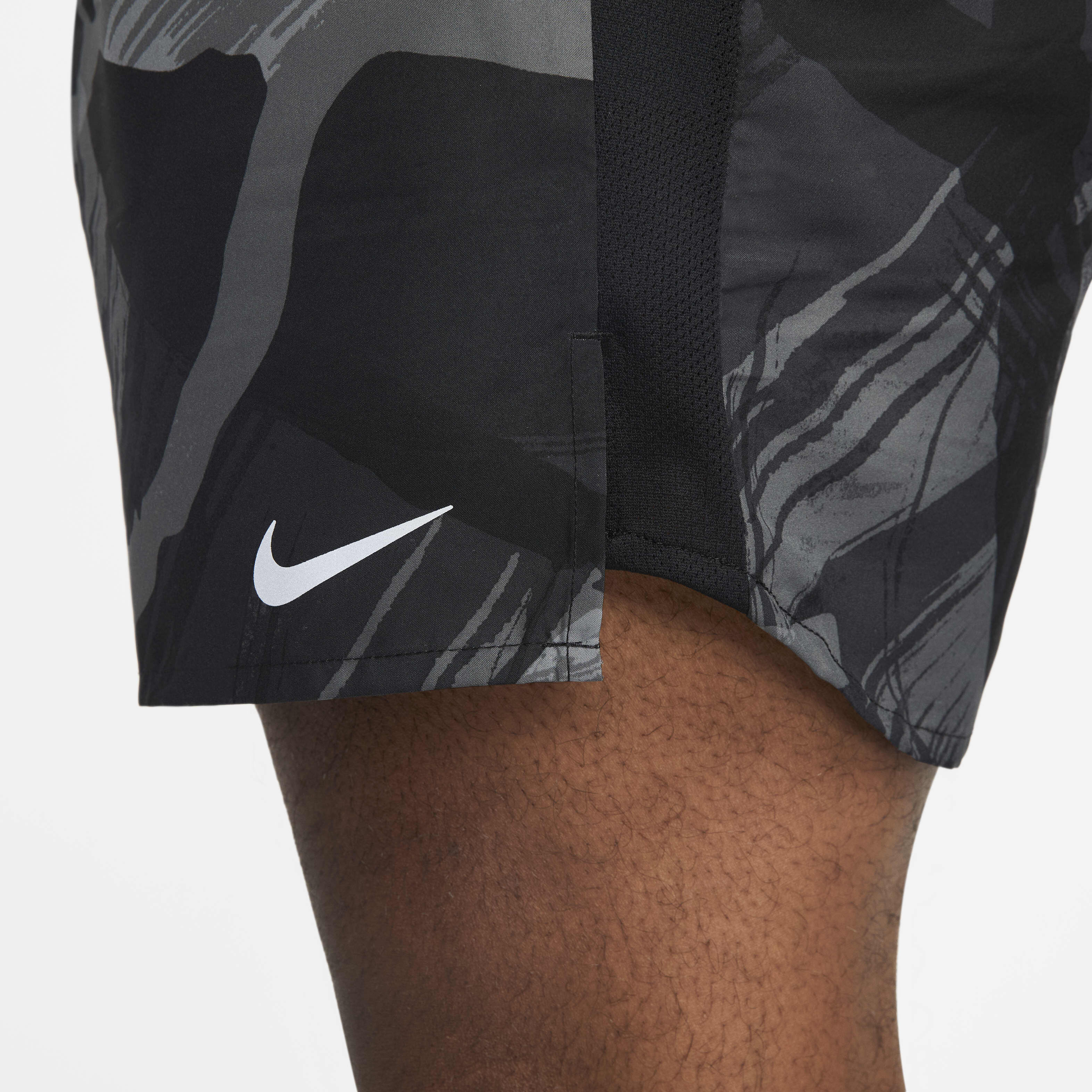 نايكي تشالنجر image number 13