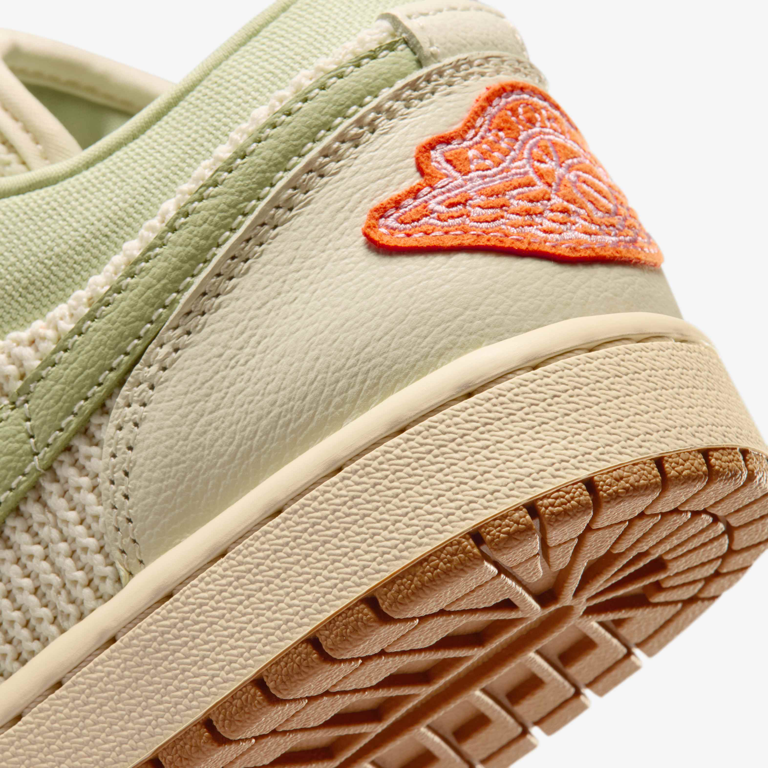 Air Jordan 1 Low SE image number 7