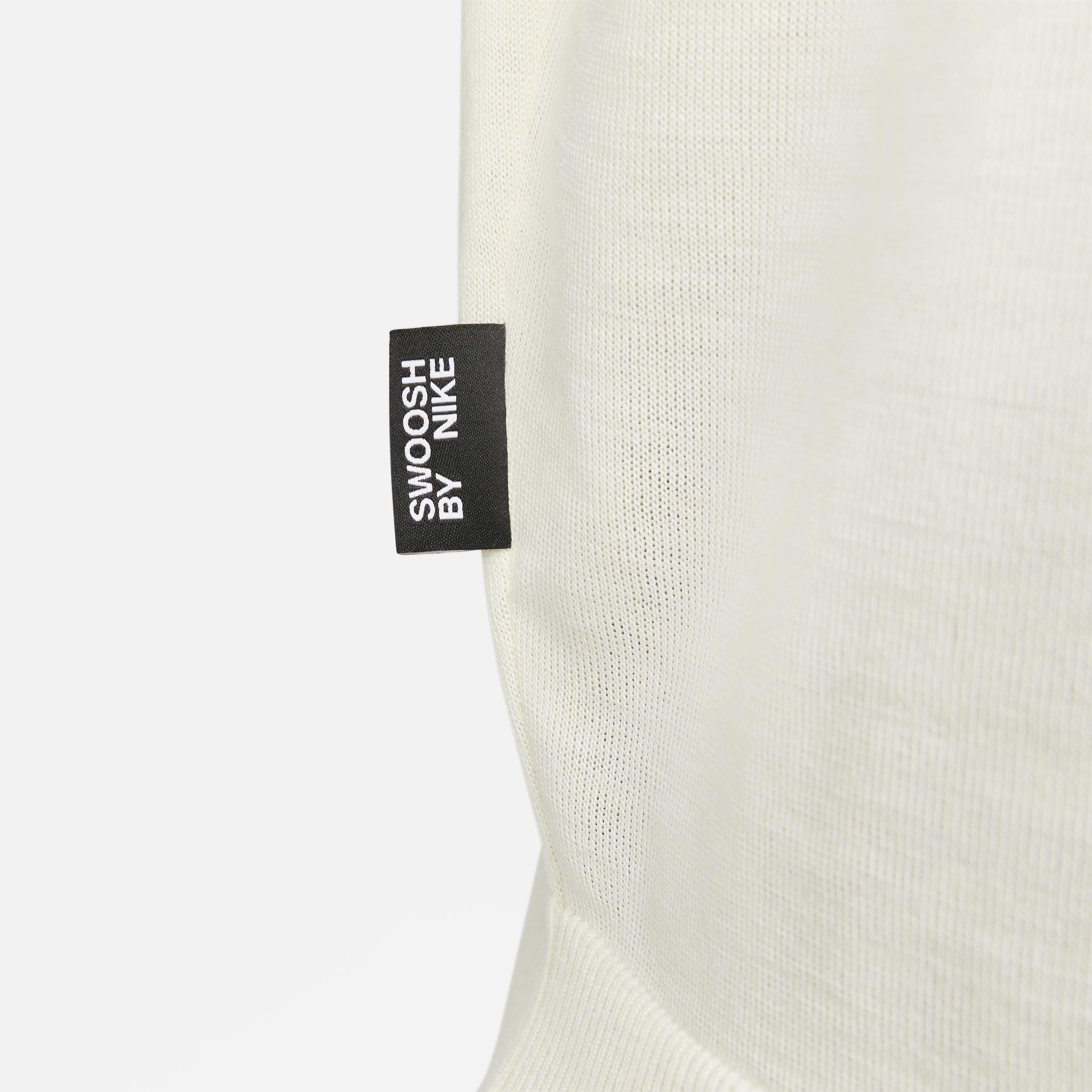 نايكي سووش image number 4