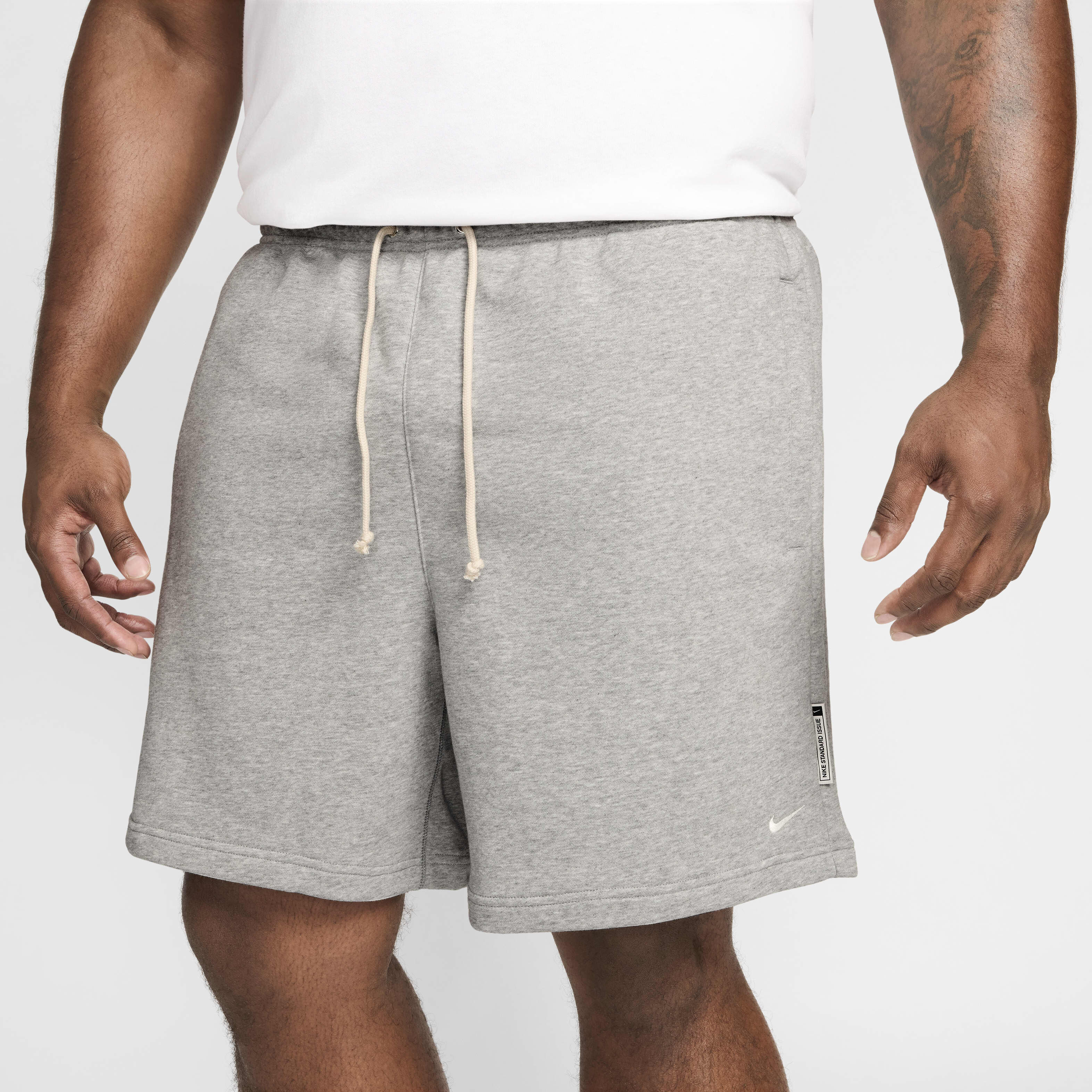 Nike Standard Issue image number 9