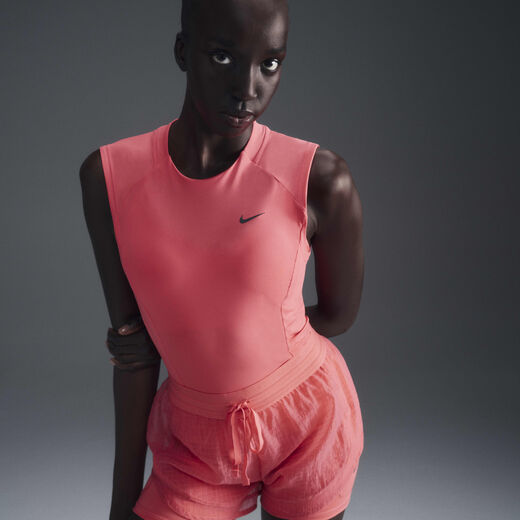 تيشيرتات وقمصان-نايكي, نايكي رانينج ديفجن, تيشيرت الجري بدون أكمام دراي-فت بجيب للنساء