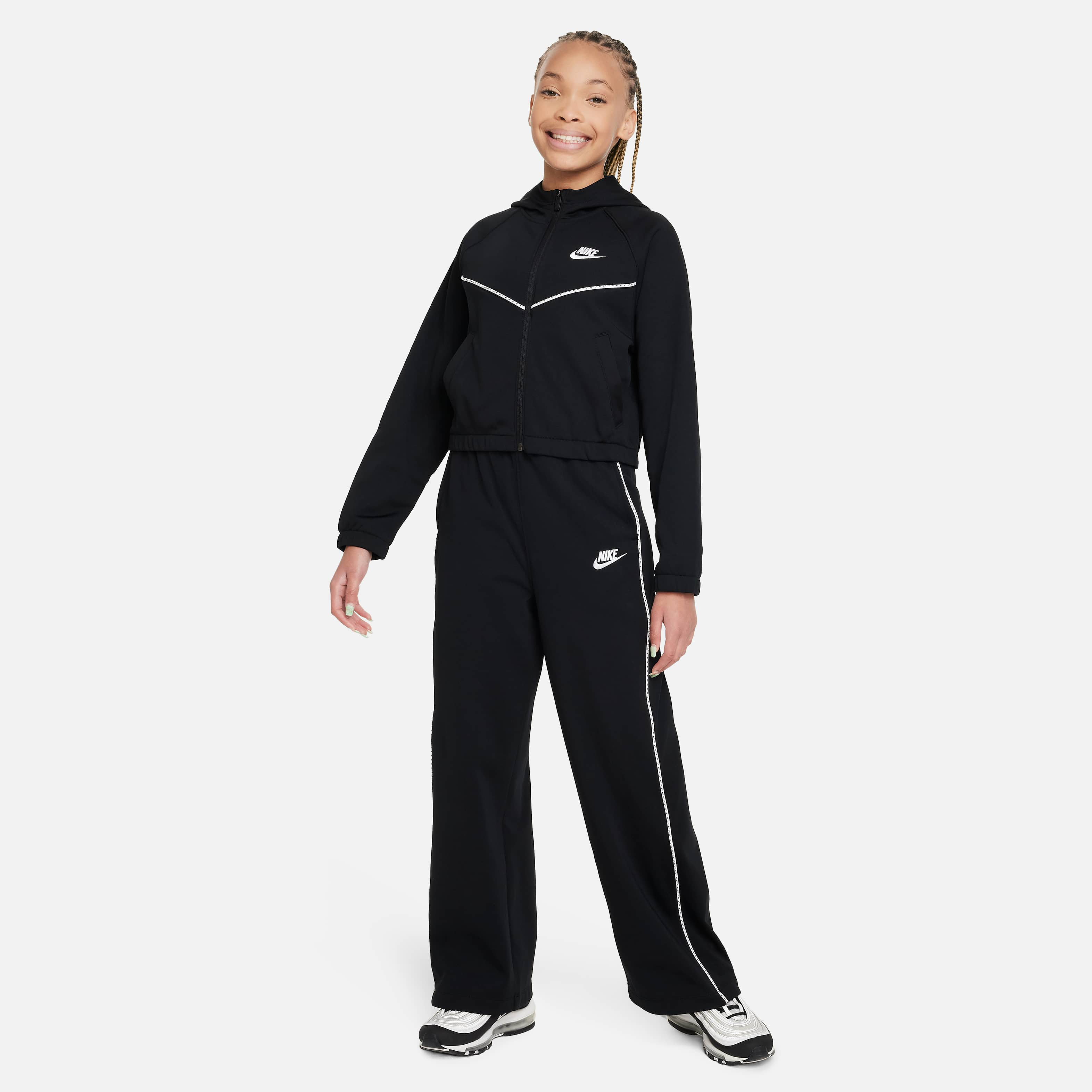 discount nike tracksuits