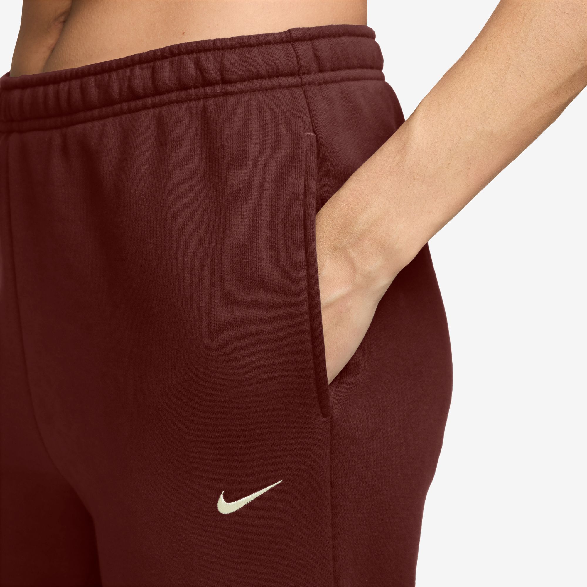 Nike Studio Fleece Medium Weight image number 2
