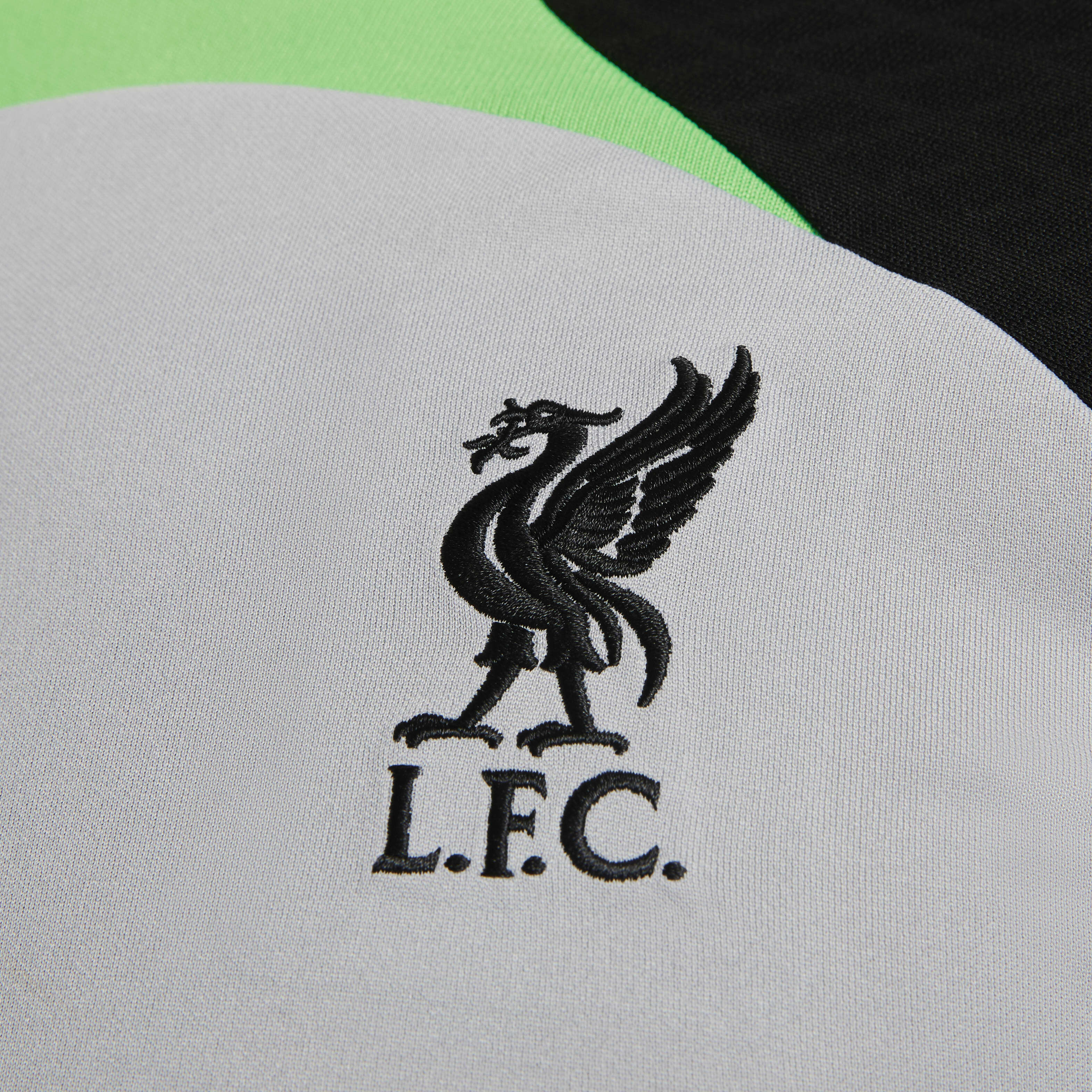 ليفربول F.C. سترايك image number 4