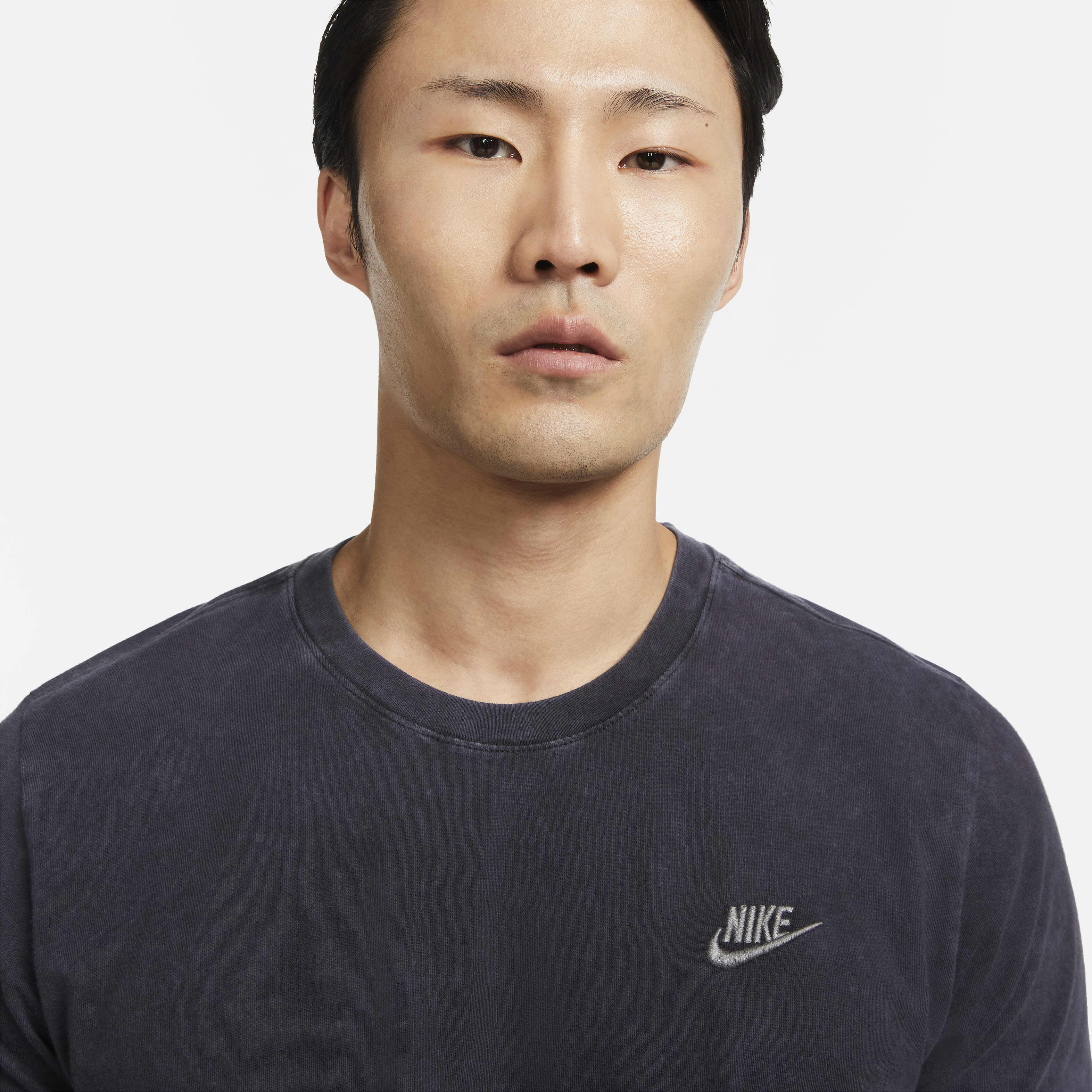 Nike Sportswear Club image number 2