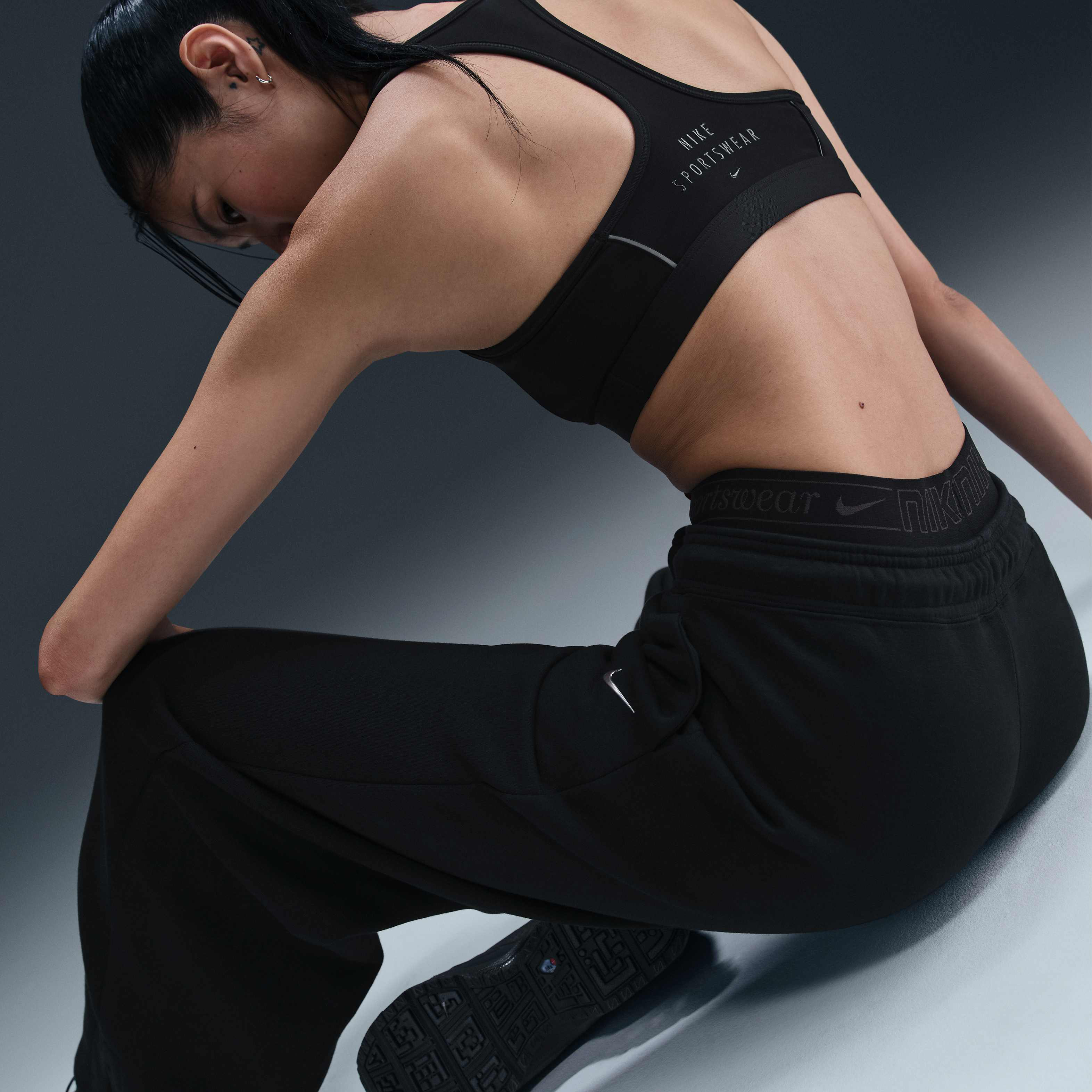 Nike Sportswear Phoenix Fleece image number 2