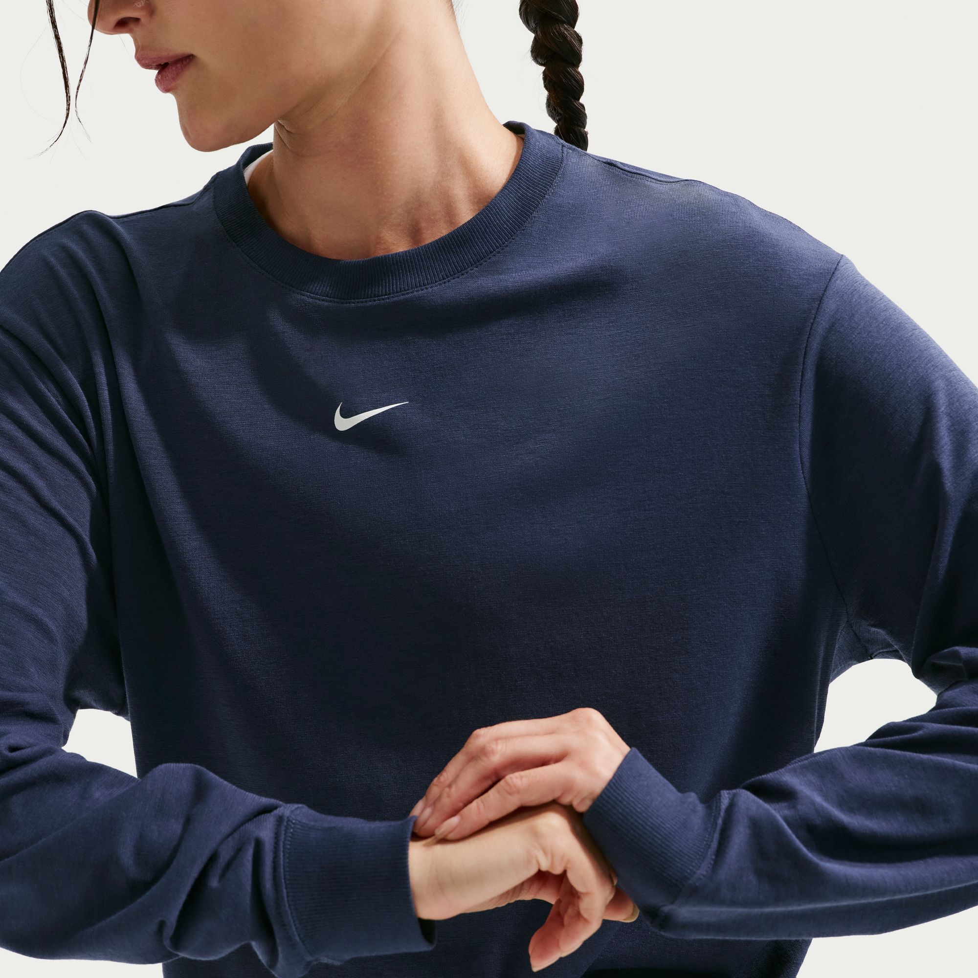 Nike One Relaxed image number 4