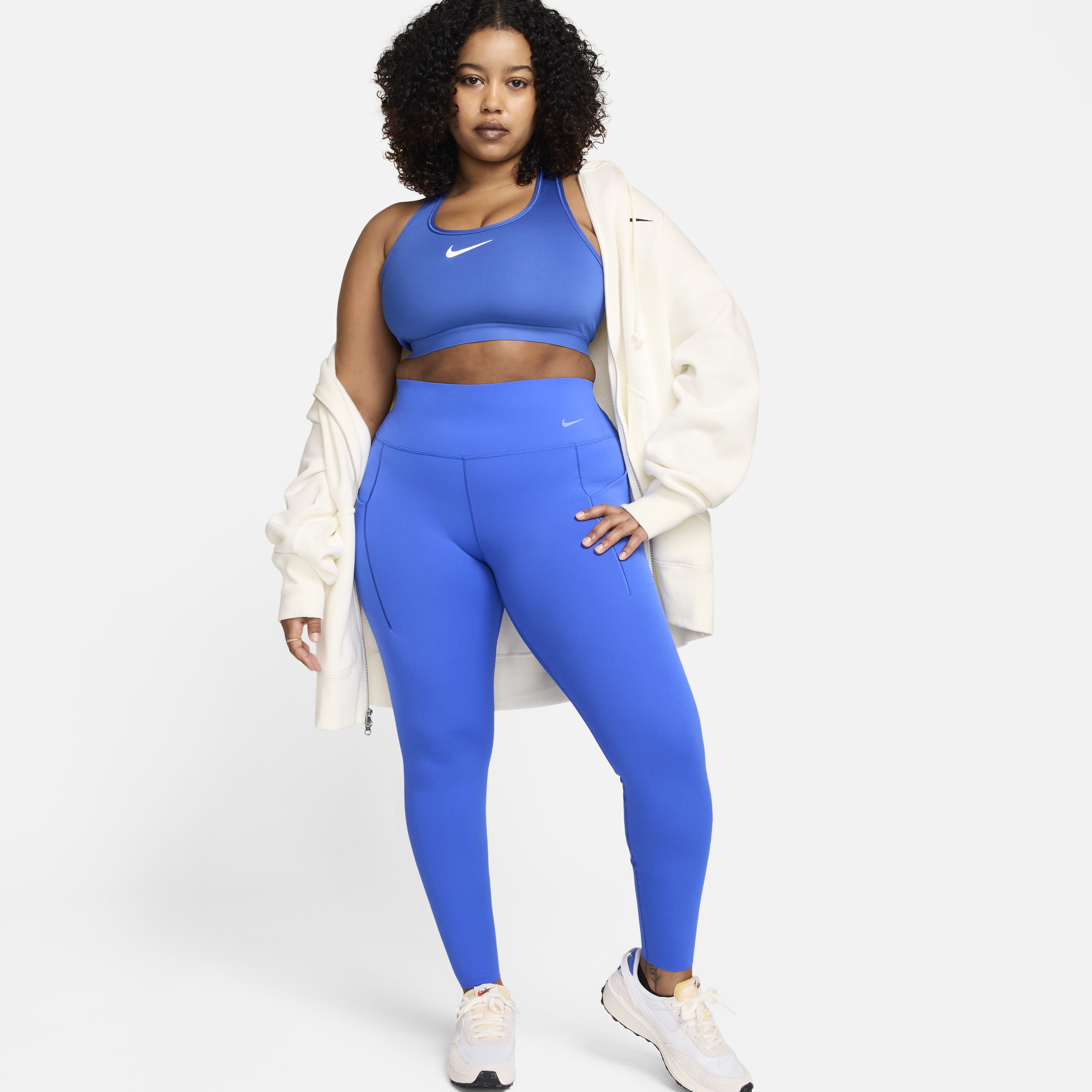 Nike Universa image number 0