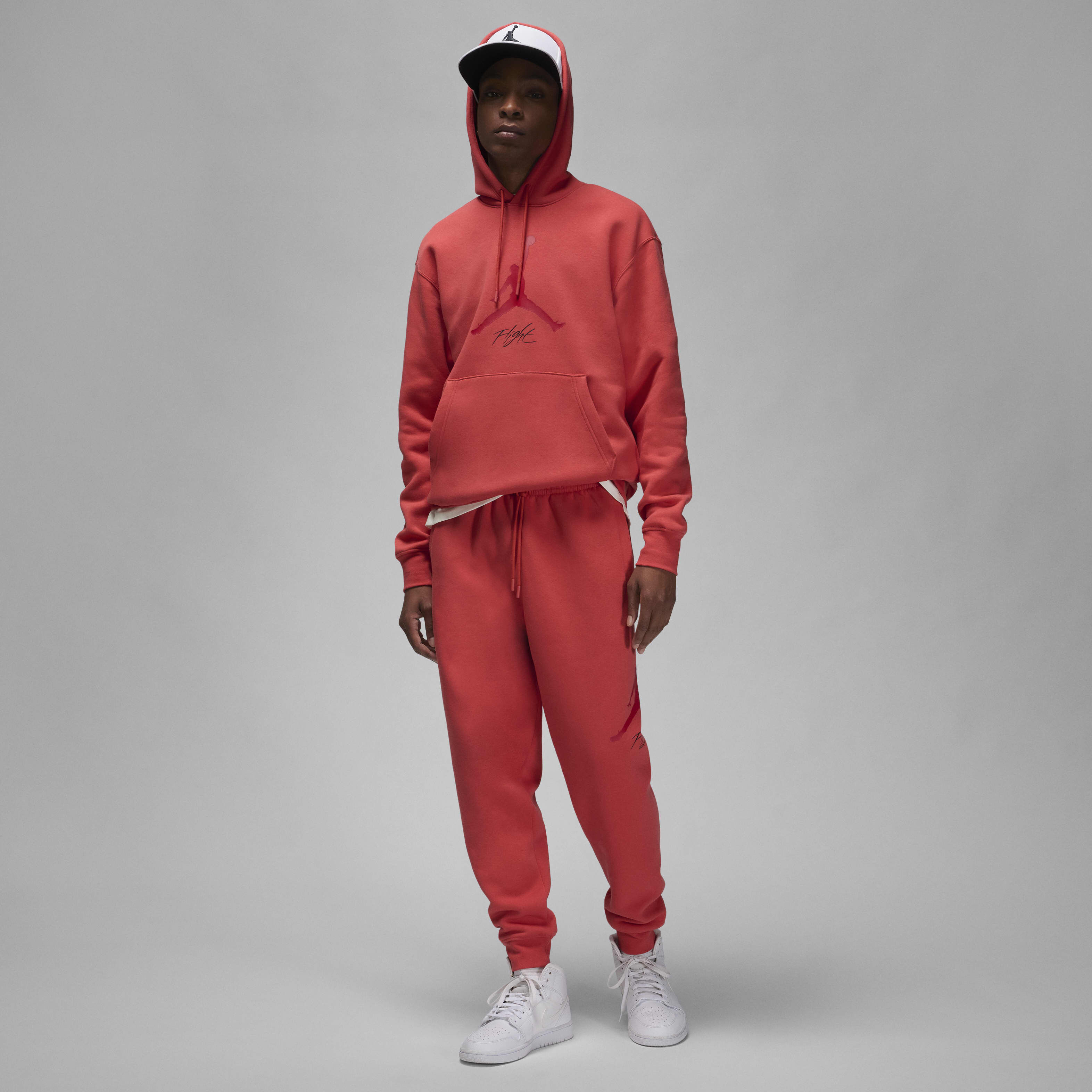 Jordan Essentials image number 5