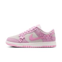 نايكي دانك لو SE
