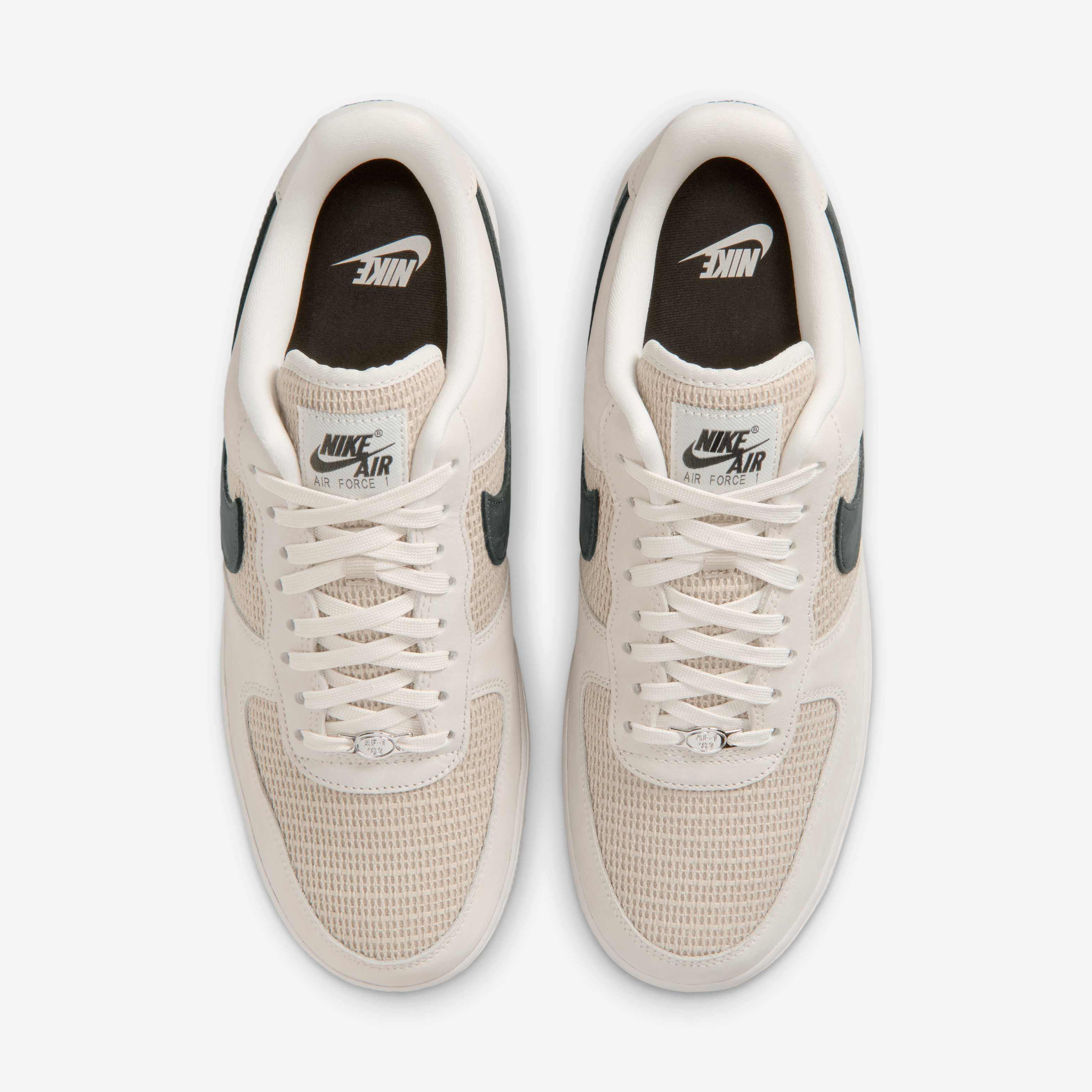 Nike Air Force 1 '07 LV8 image number 3