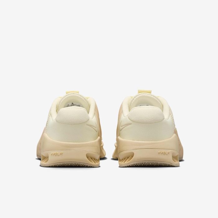 نايكي ميتكون 9 image number 5 نايكي ميتكون 9 image number 5