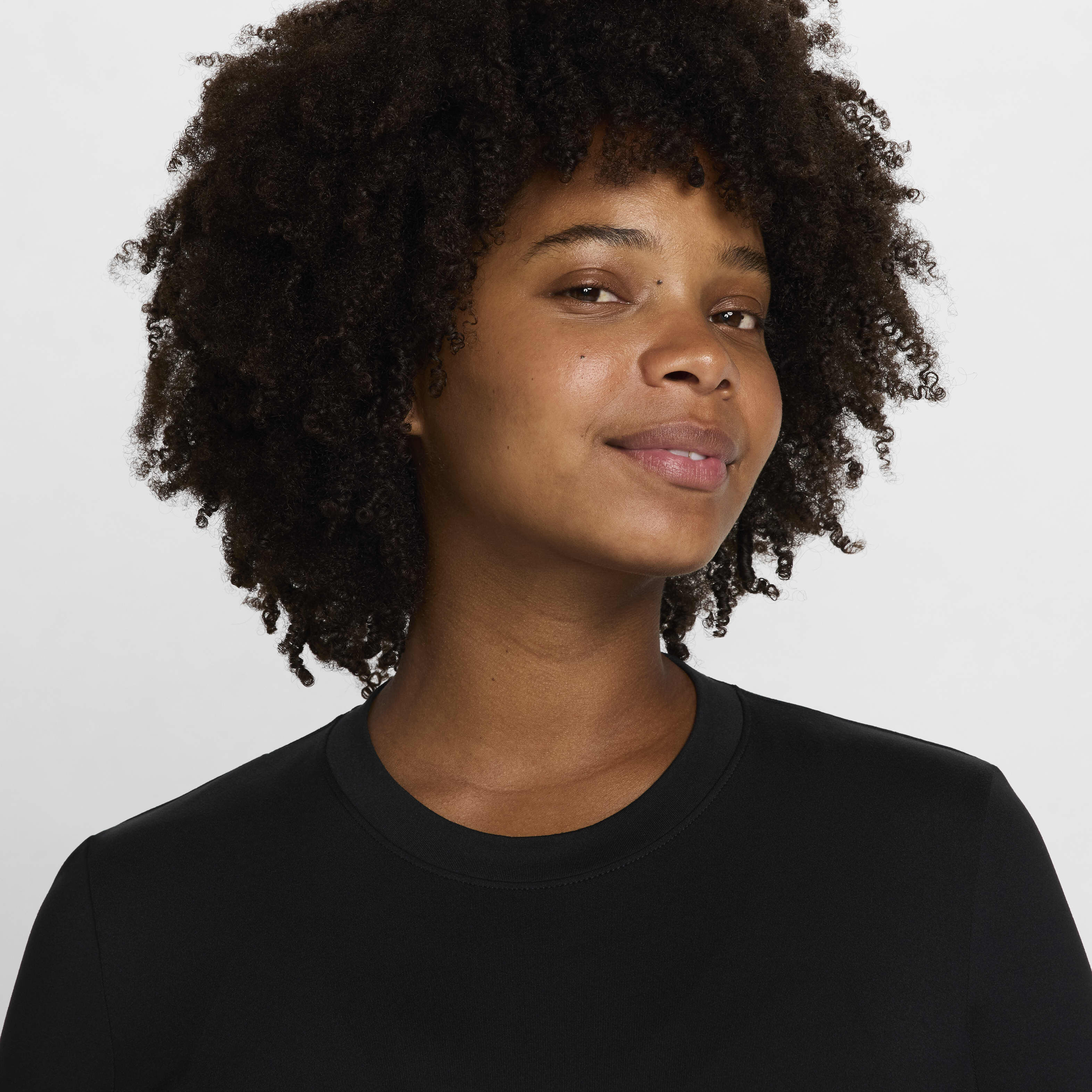 Nike (M) One image number 2