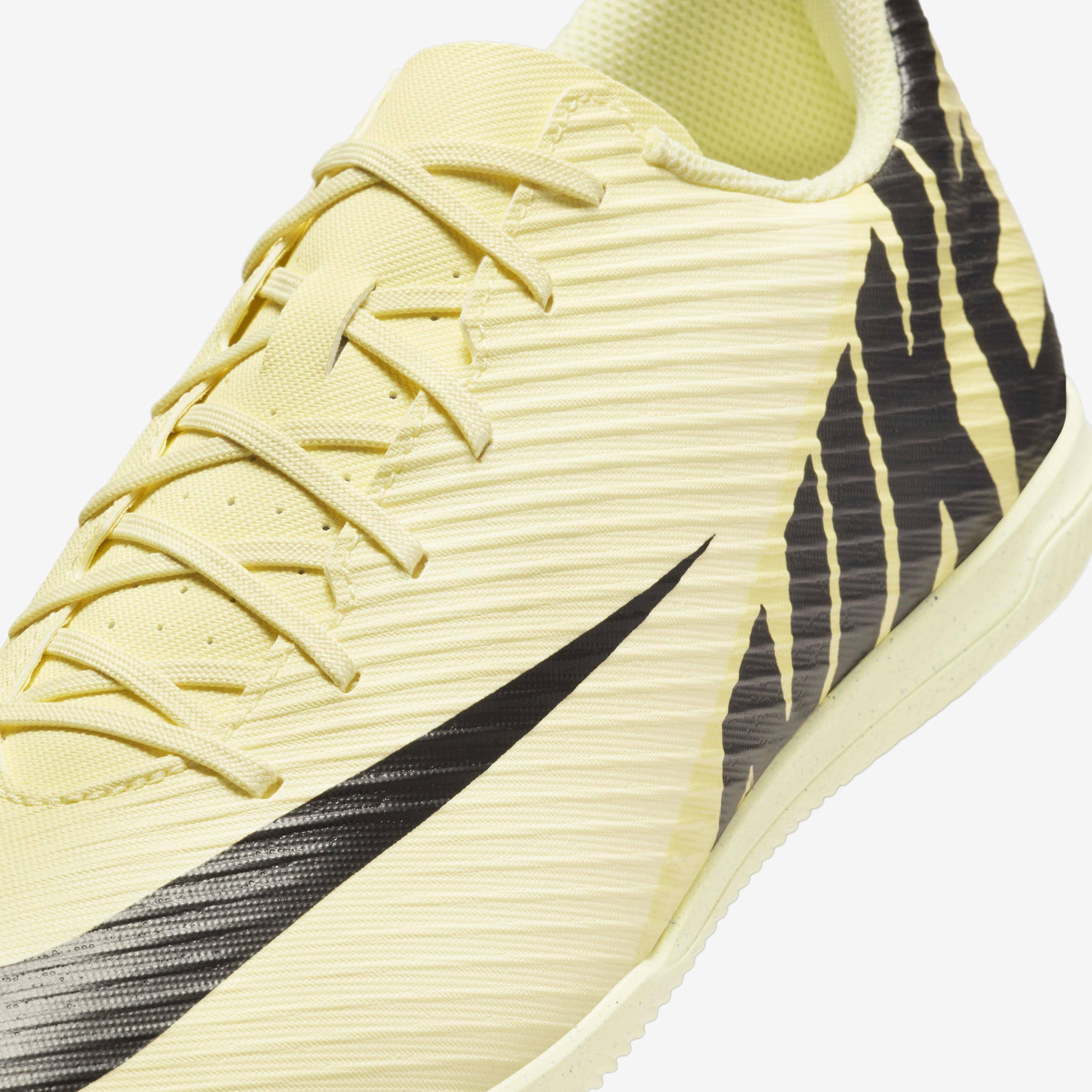 Buy Nike Mercurial Vapor 15 Club Indoor Court Low Top Football Shoes Lemonade Black Nike Kuwait Official