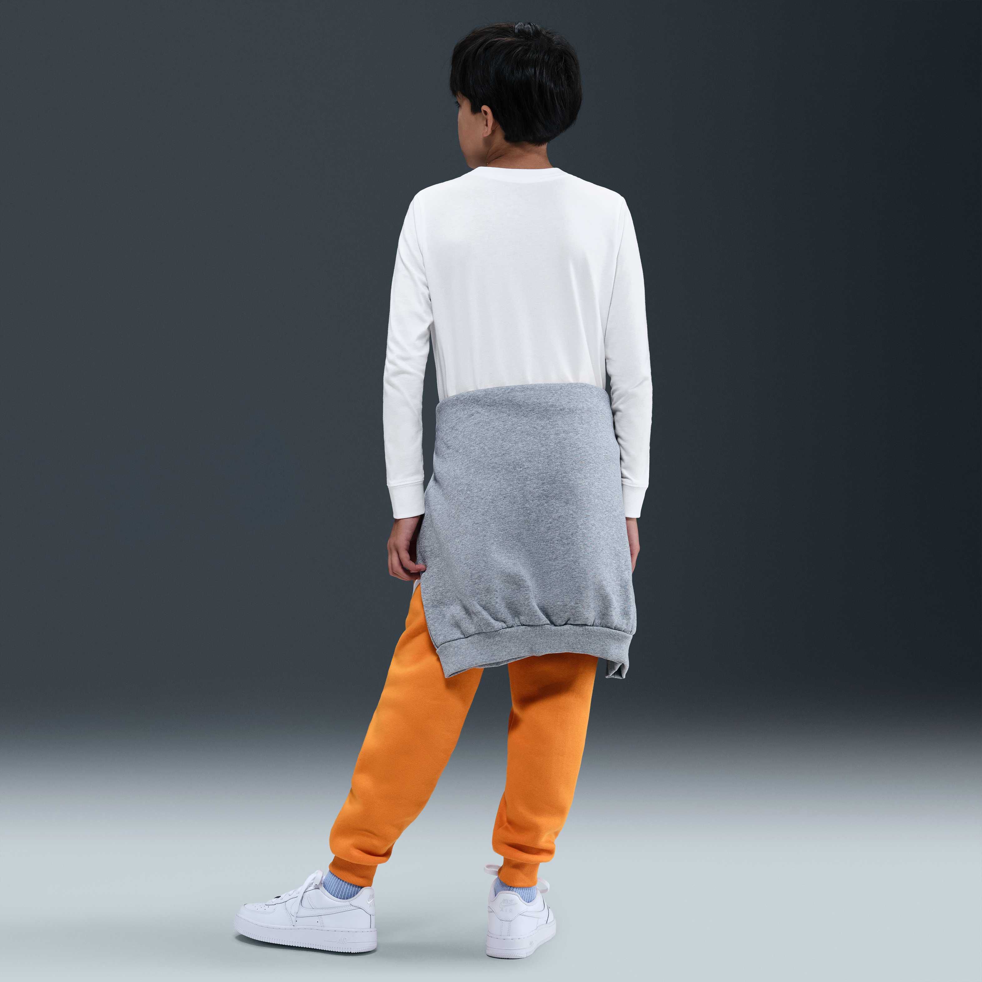 نايكي سبورتسوير image number 4