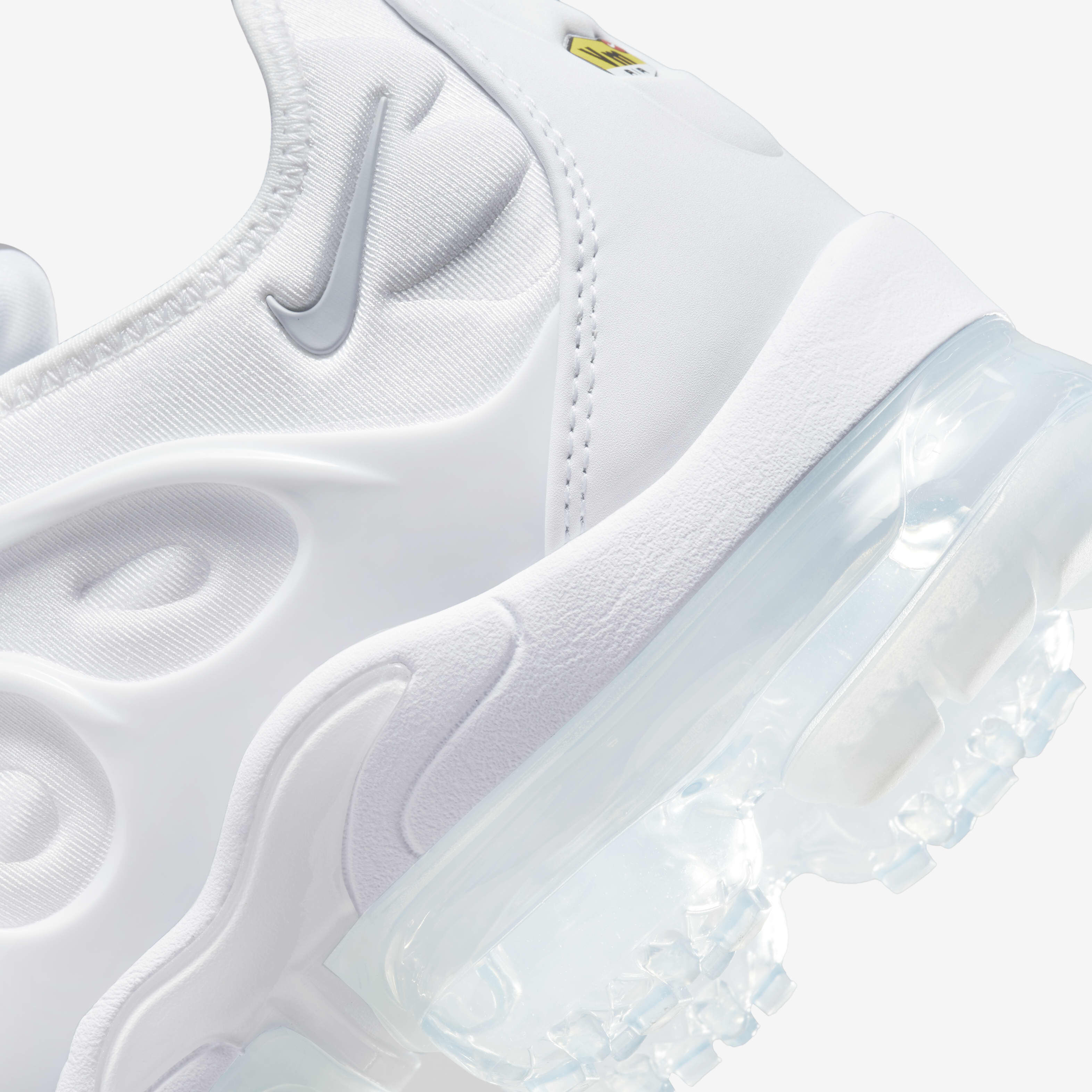 Nike Air VaporMax Plus image number 8