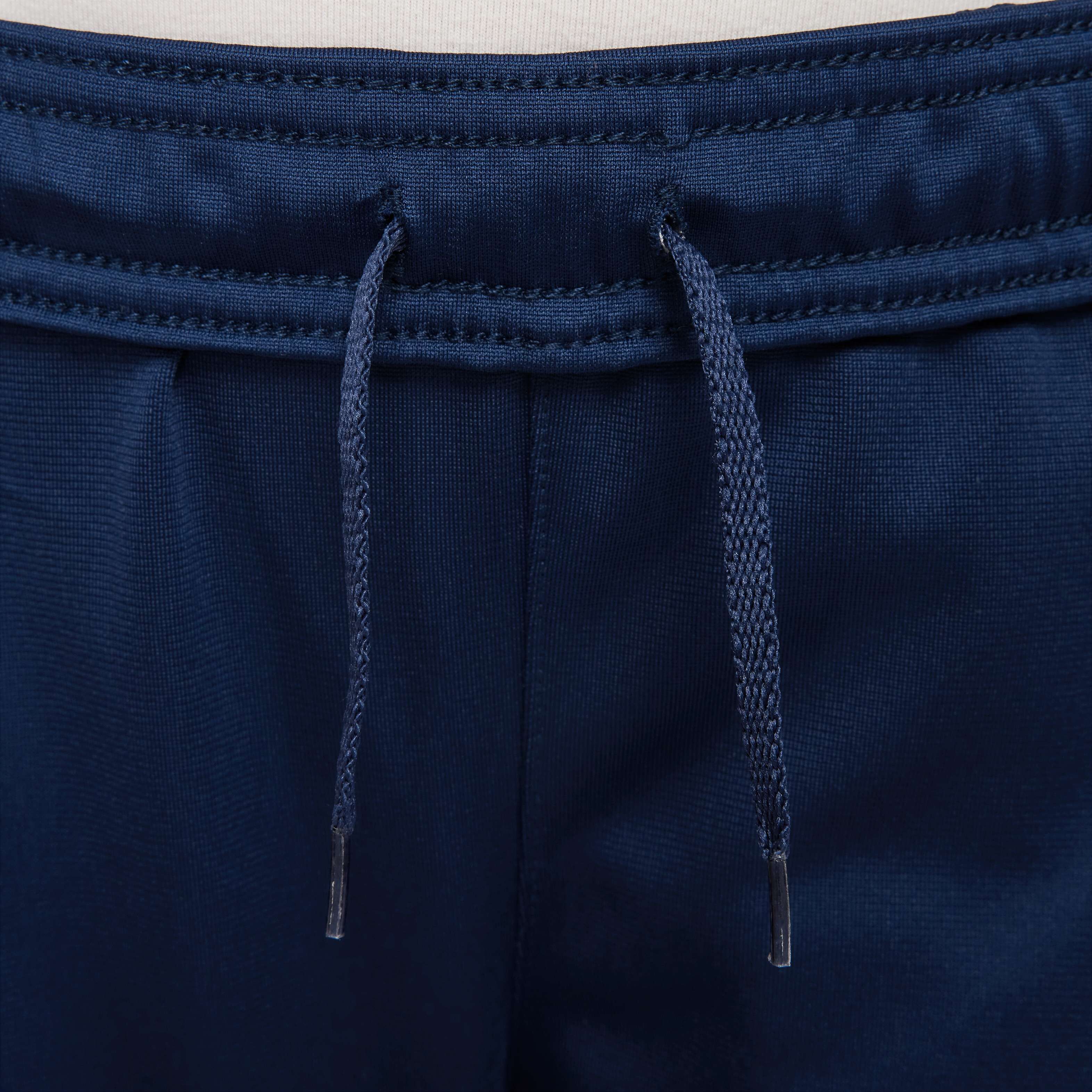 Pairis Saint-Germain Strike image number 8