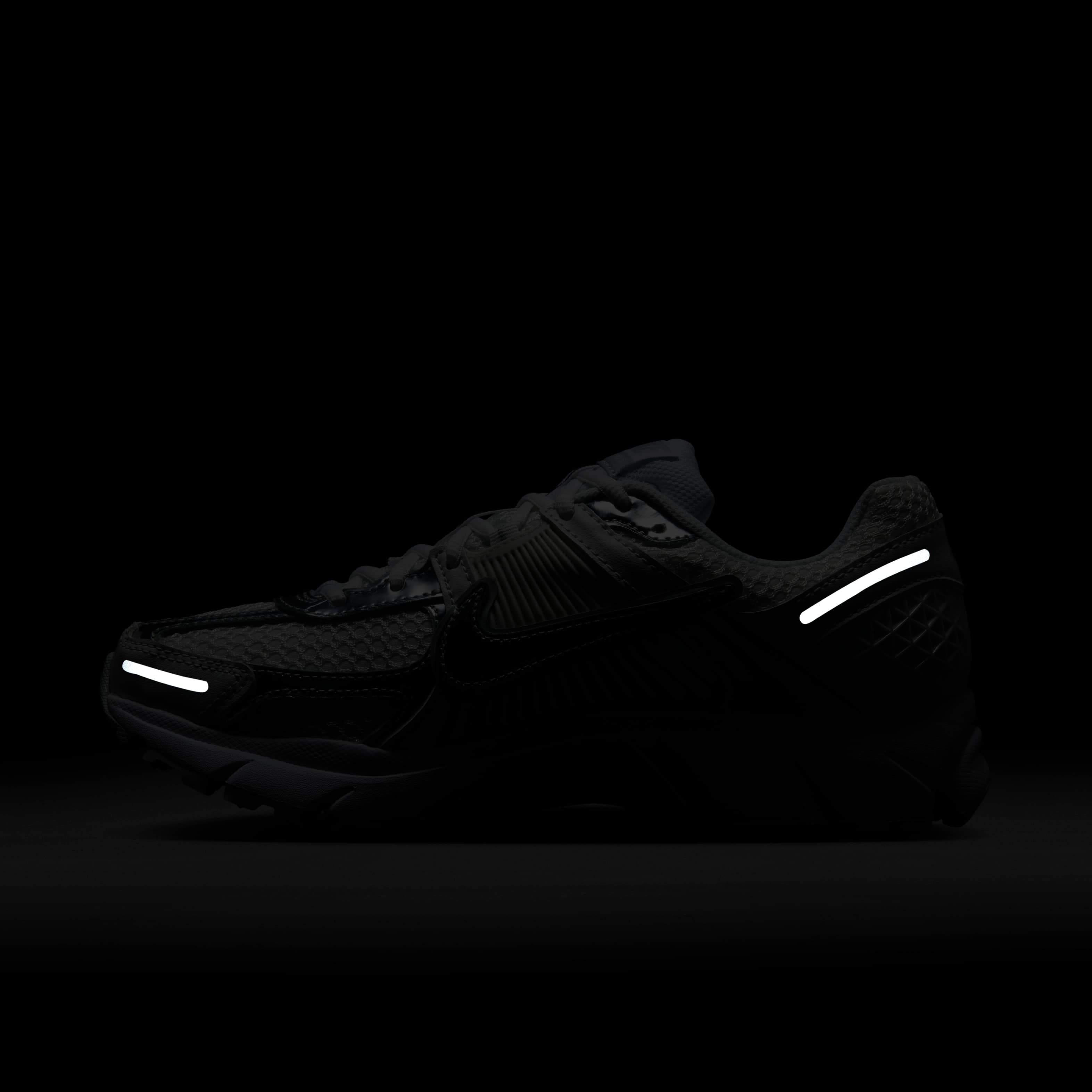 Nike Zoom Vomero 5 image number 11