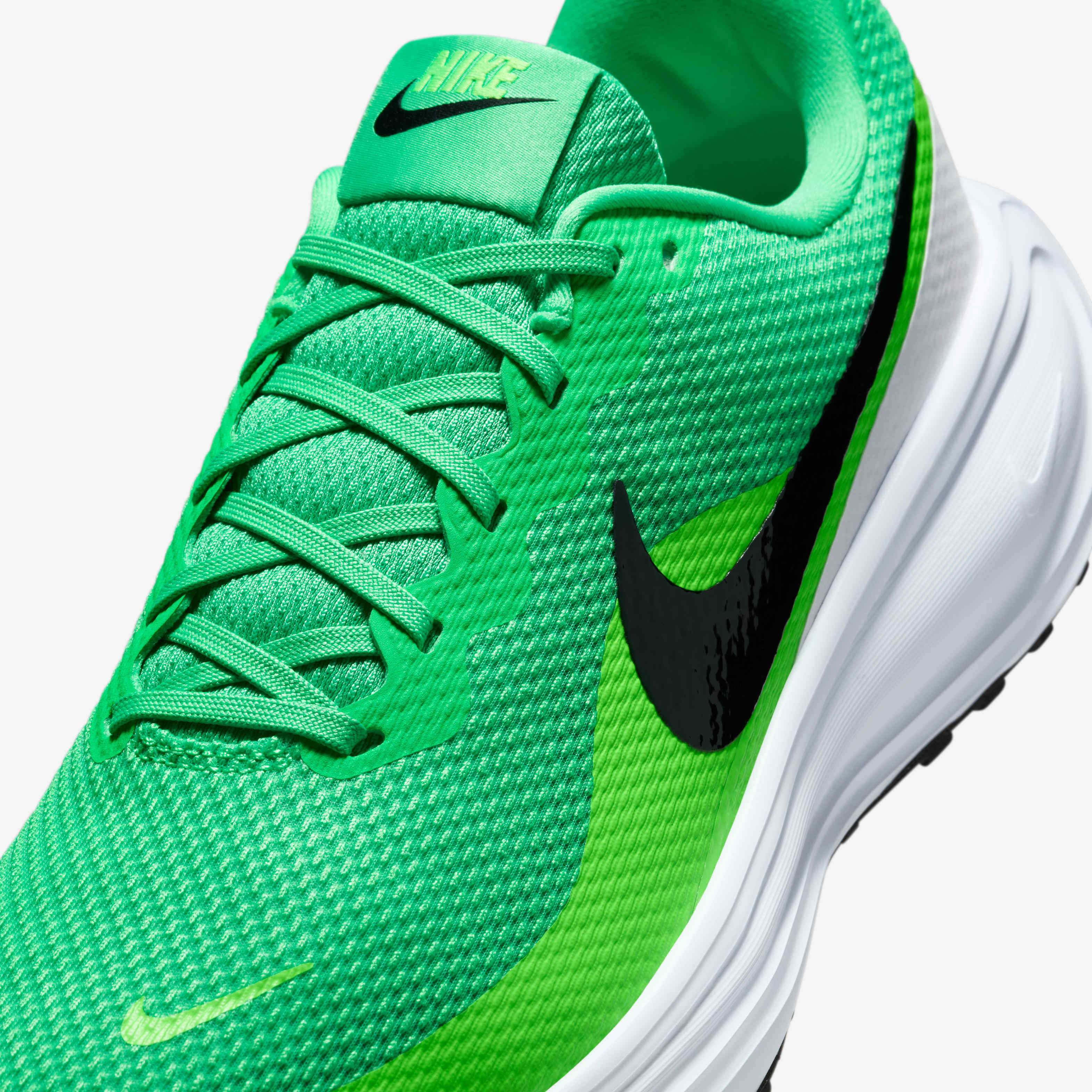 Nike Revolution 8 image number 6