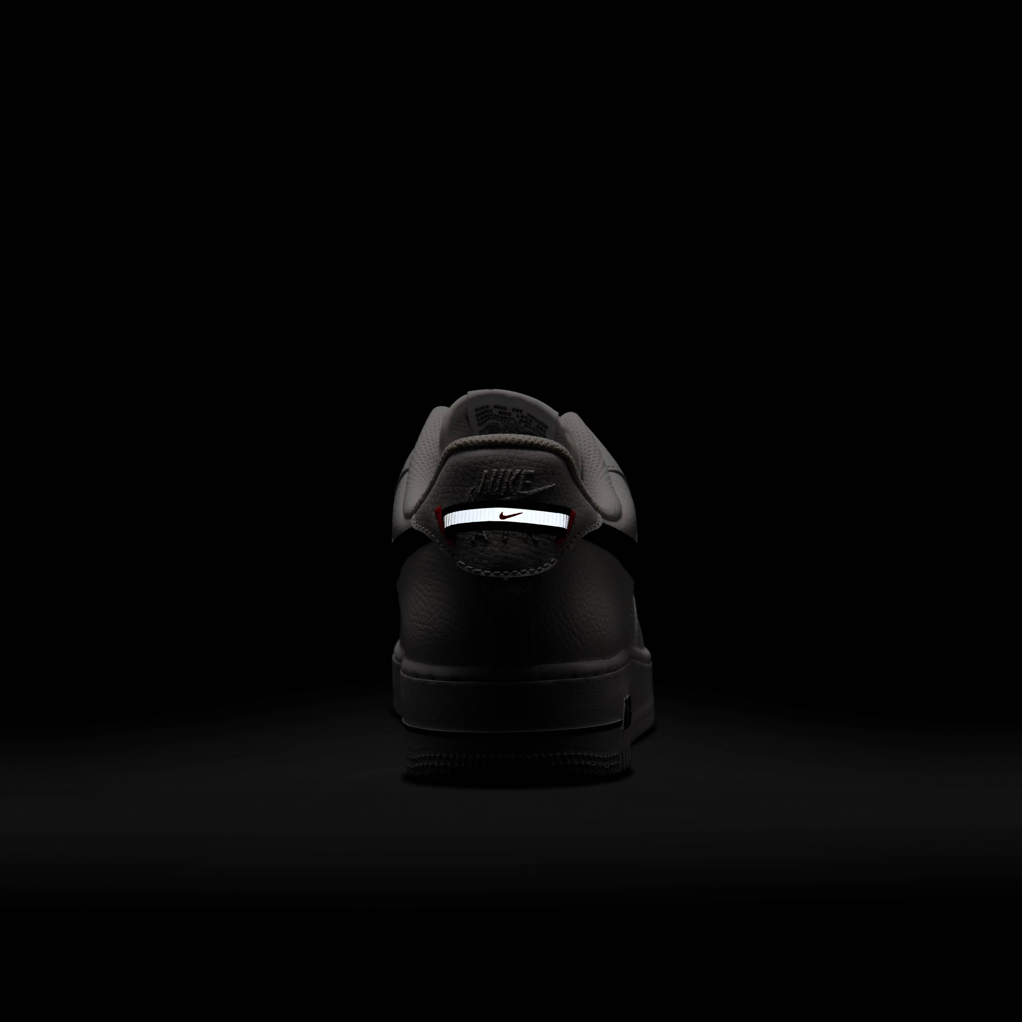 Zoom image