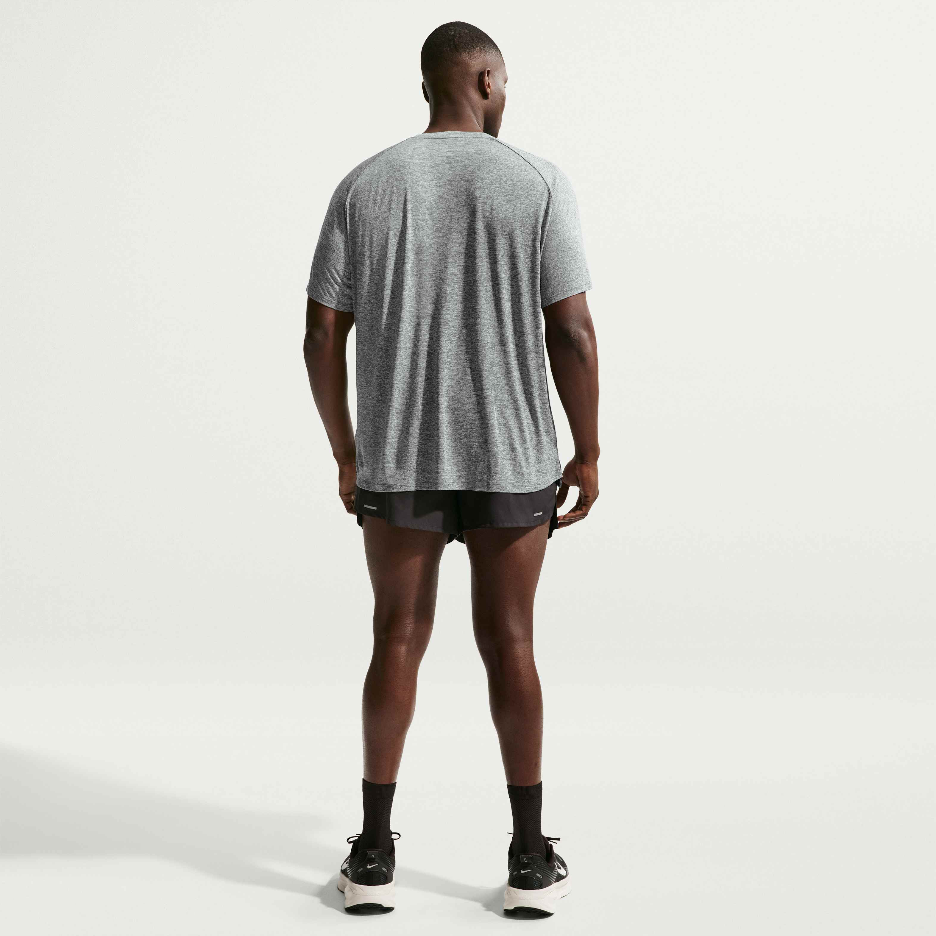 نايكي سترايد image number 14