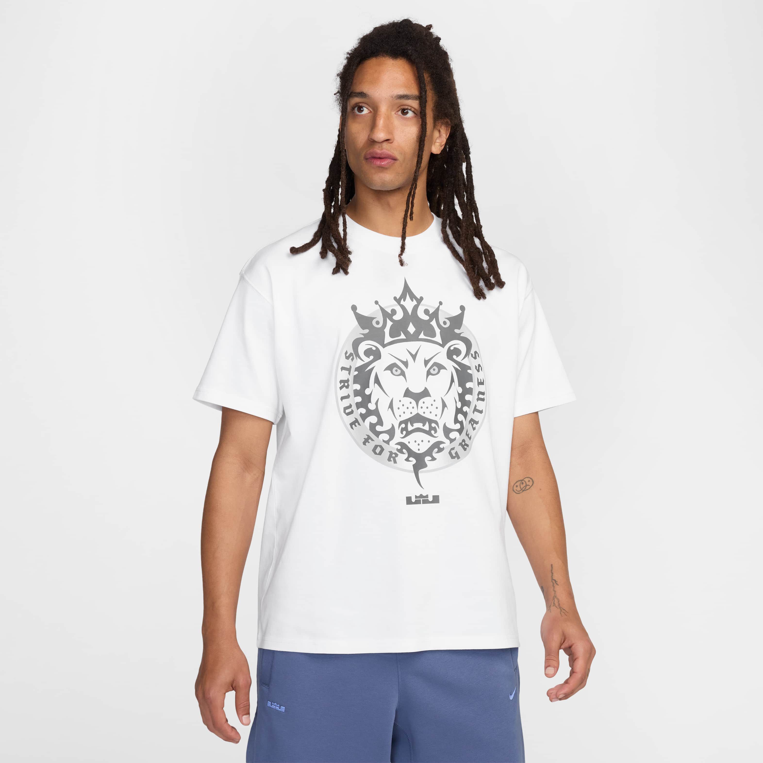 LeBron image number 0