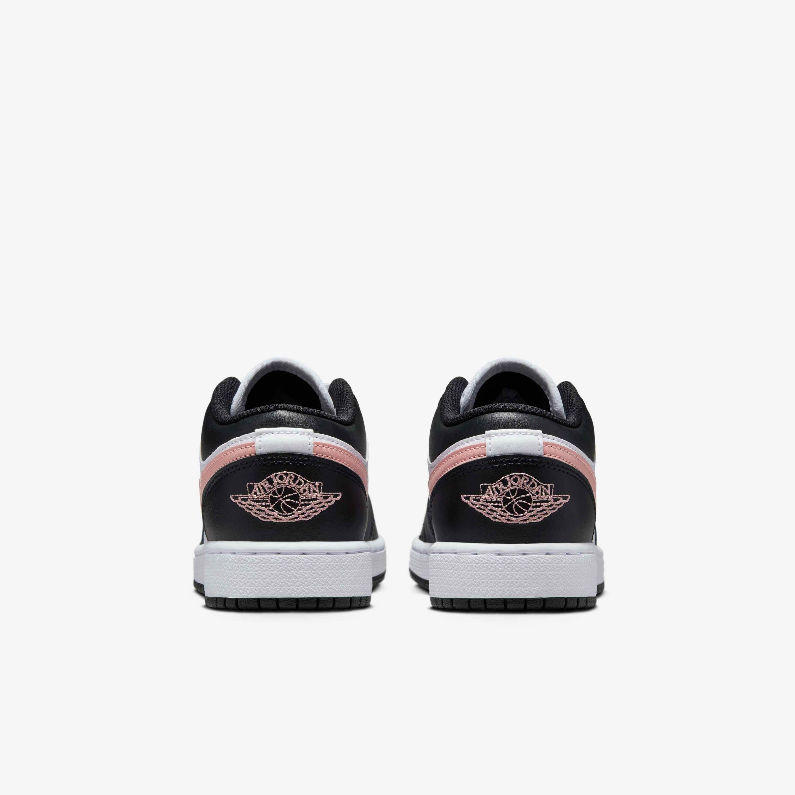 اير جوردن 1 لو image number 5