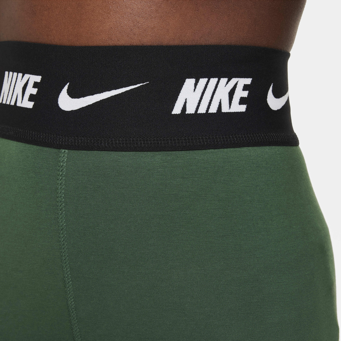 Nike Sportswear Favourites image number 1 Nike Sportswear Favourites image number 1