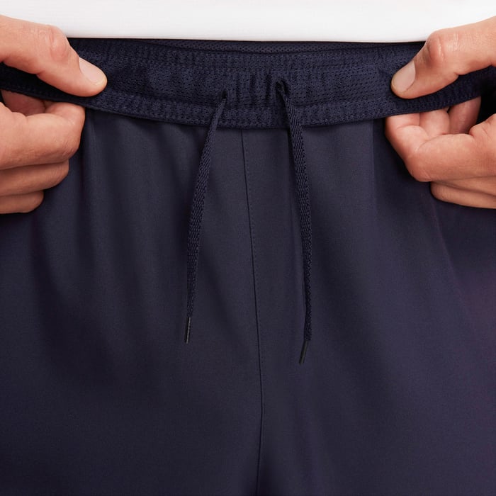 Paris Saint-Germain Strike image number 10 Paris Saint-Germain Strike image number 10